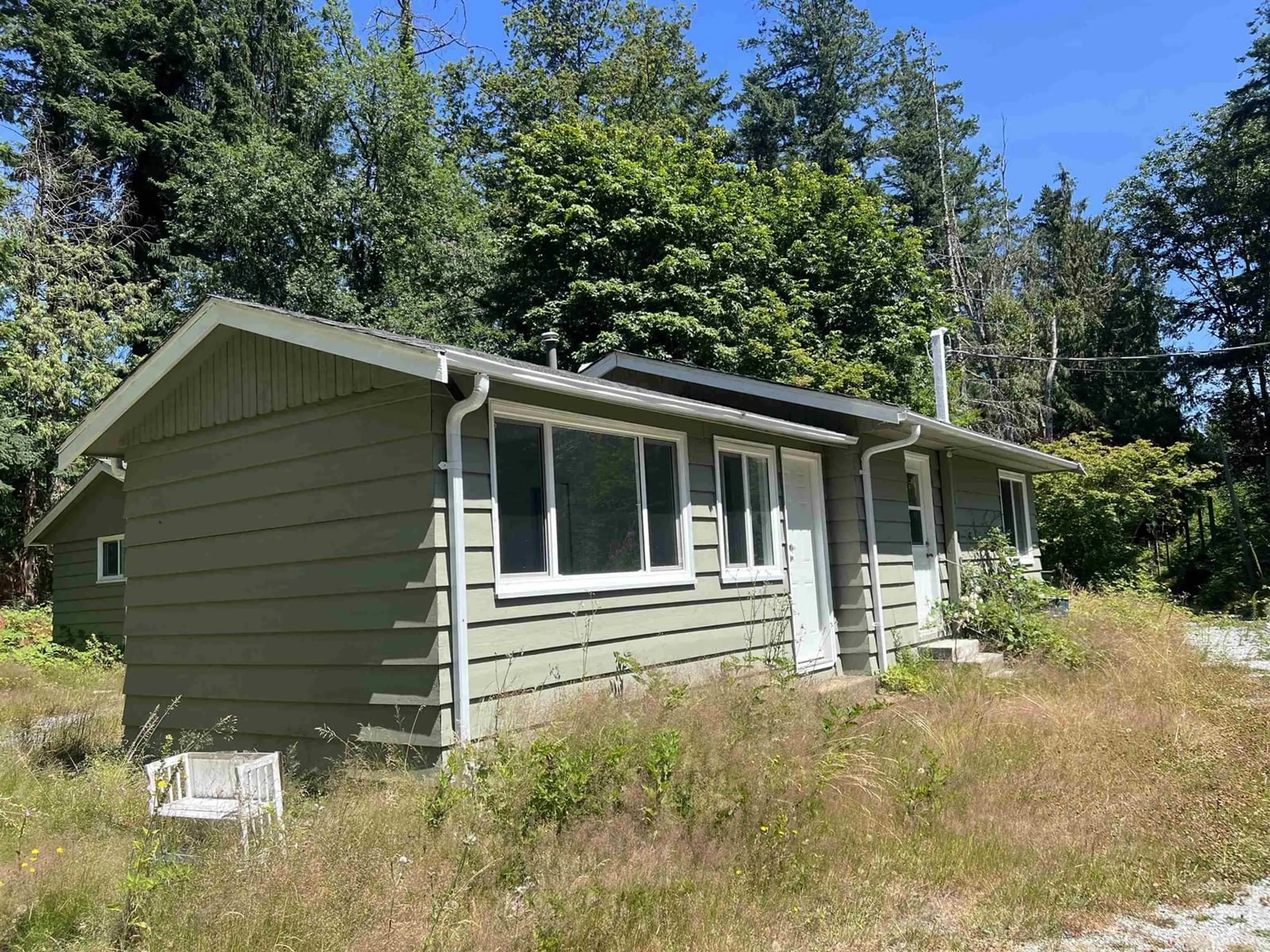 Shed for 1759 136, Surrey British Columbia V4A4E3