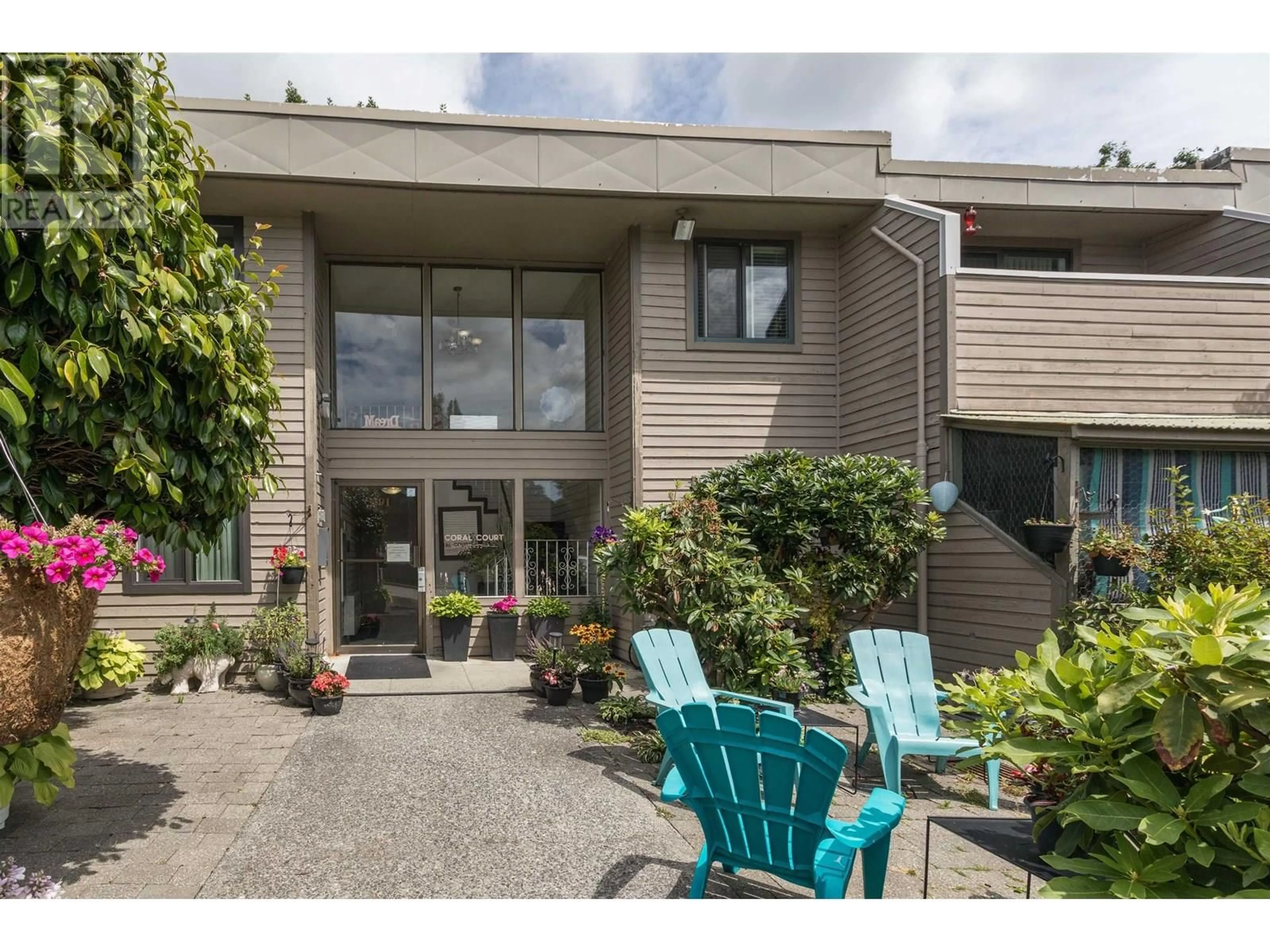 Patio, unknown for 102 - 3391 SPRINGFIELD DRIVE, Richmond British Columbia V7E1Y9