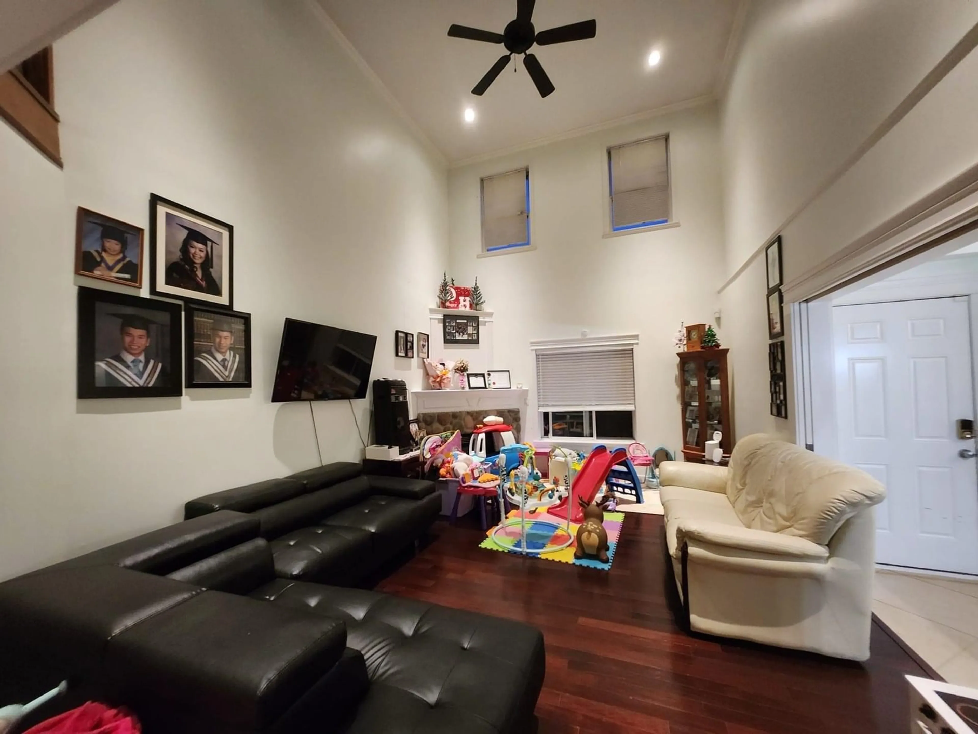 A pic of a room for 18048 64, Surrey British Columbia V3S1Z5