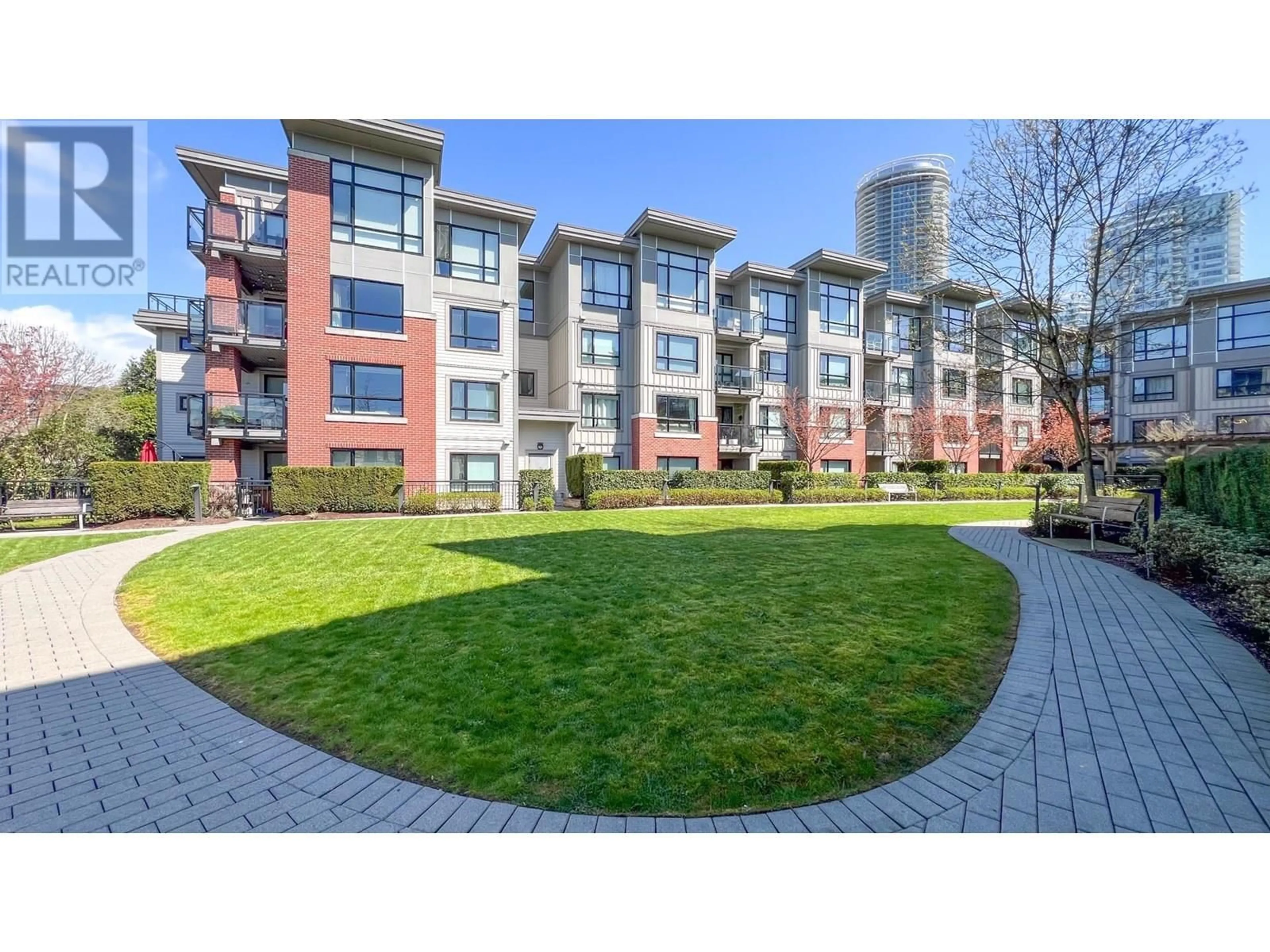 Patio, unknown for 331 - 7088 14TH AVENUE, Burnaby British Columbia V3N0E7