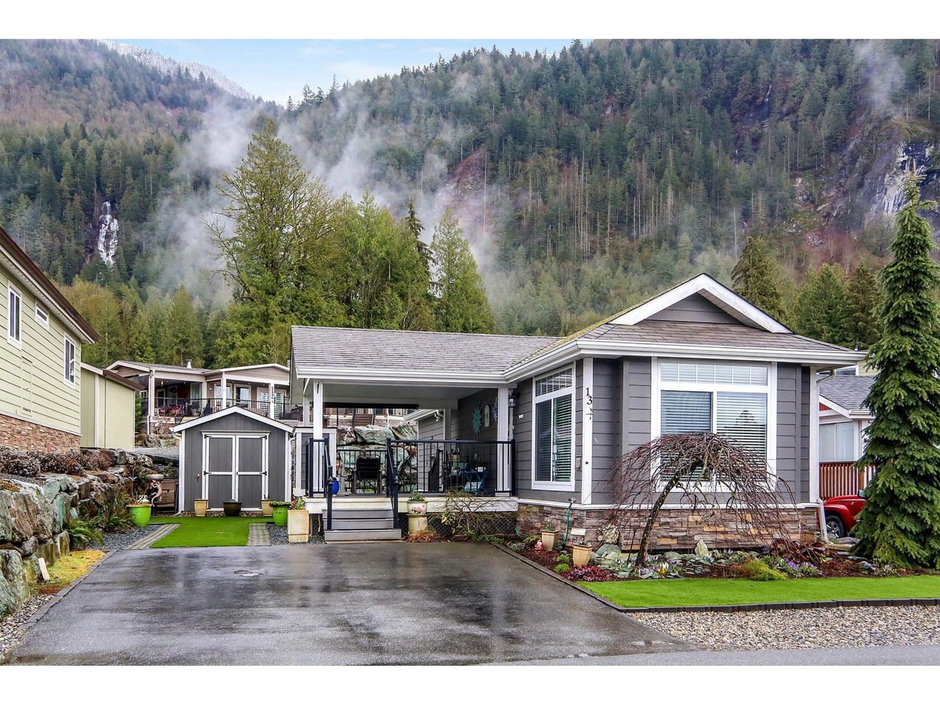 Home with vinyl exterior material, mountain view for 13 - 53480 BRIDAL FALLS ROAD, Rosedale British Columbia V0X1X1