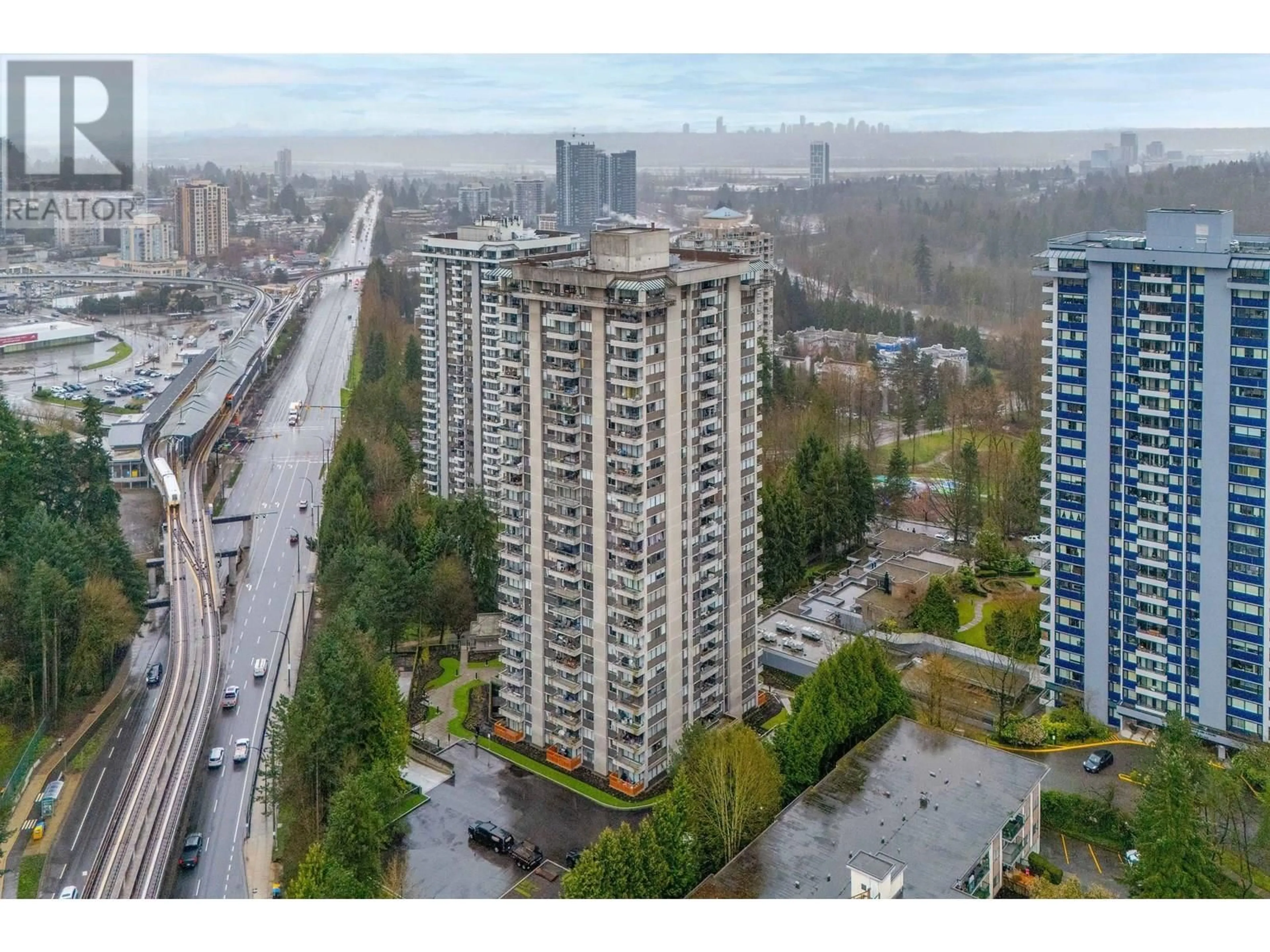 A pic from outside/outdoor area/front of a property/back of a property/a pic from drone, city buildings view from balcony for 2401 - 3970 CARRIGAN COURT, Burnaby British Columbia V3N4S5