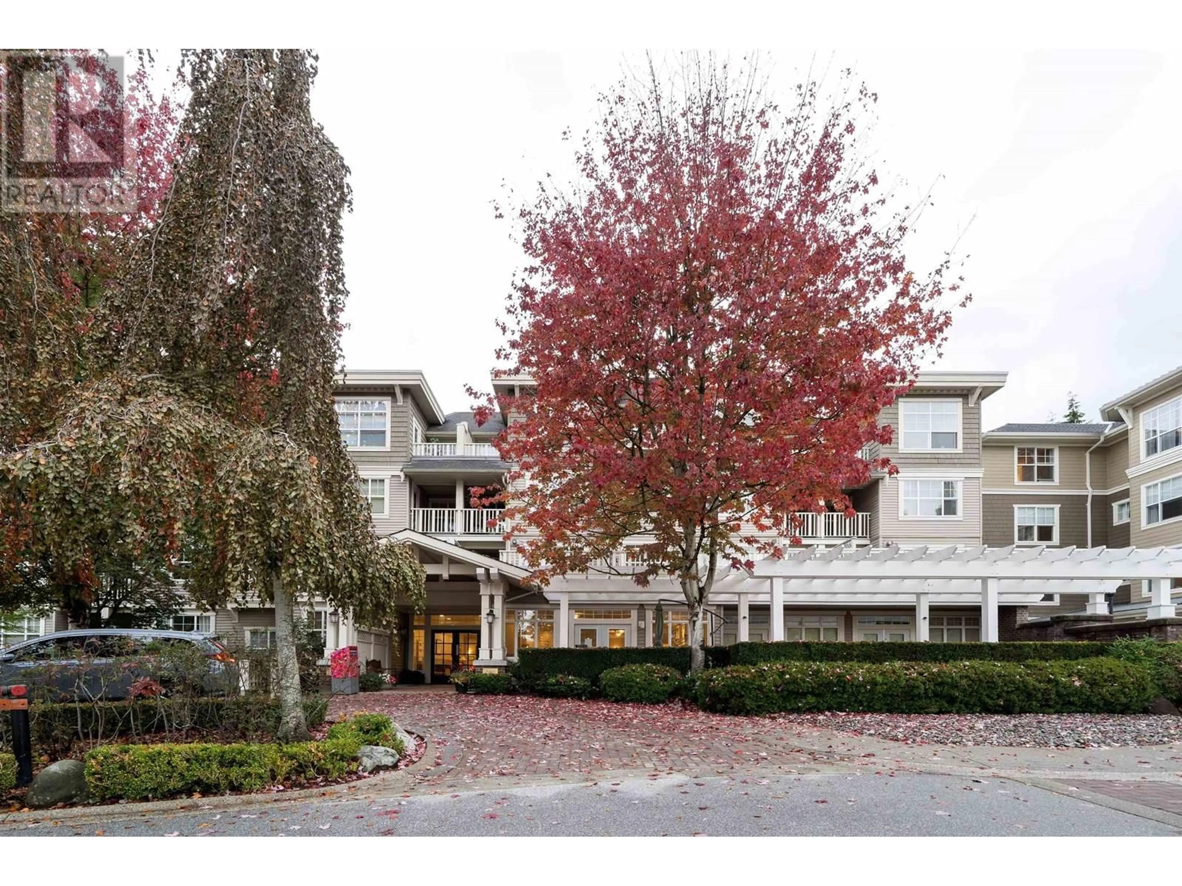 Unknown for 202 - 960 LYNN VALLEY ROAD, North Vancouver British Columbia V7J3V6