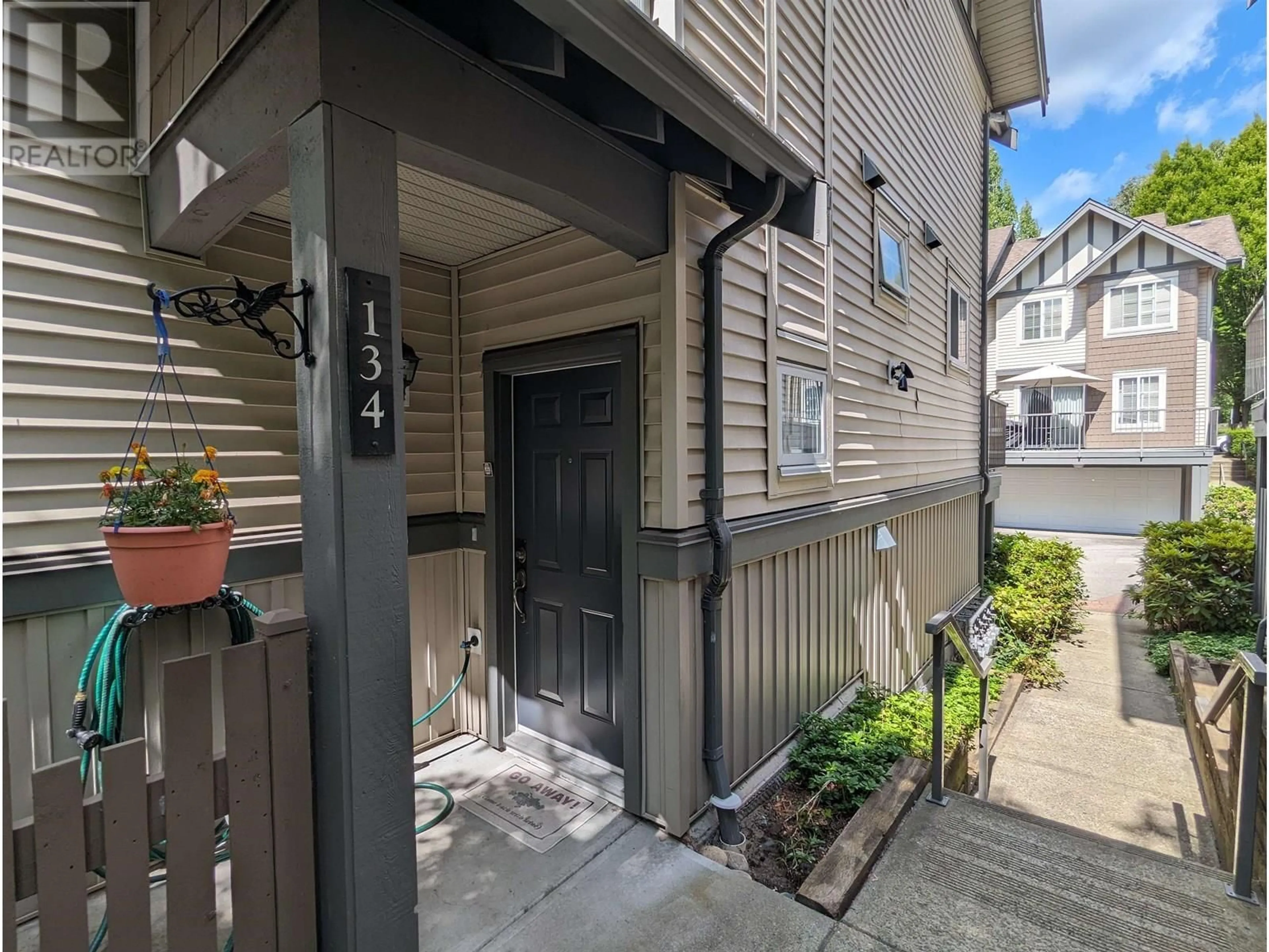 Unknown for 134 - 3288 NOEL DRIVE, Burnaby British Columbia V3J1J8