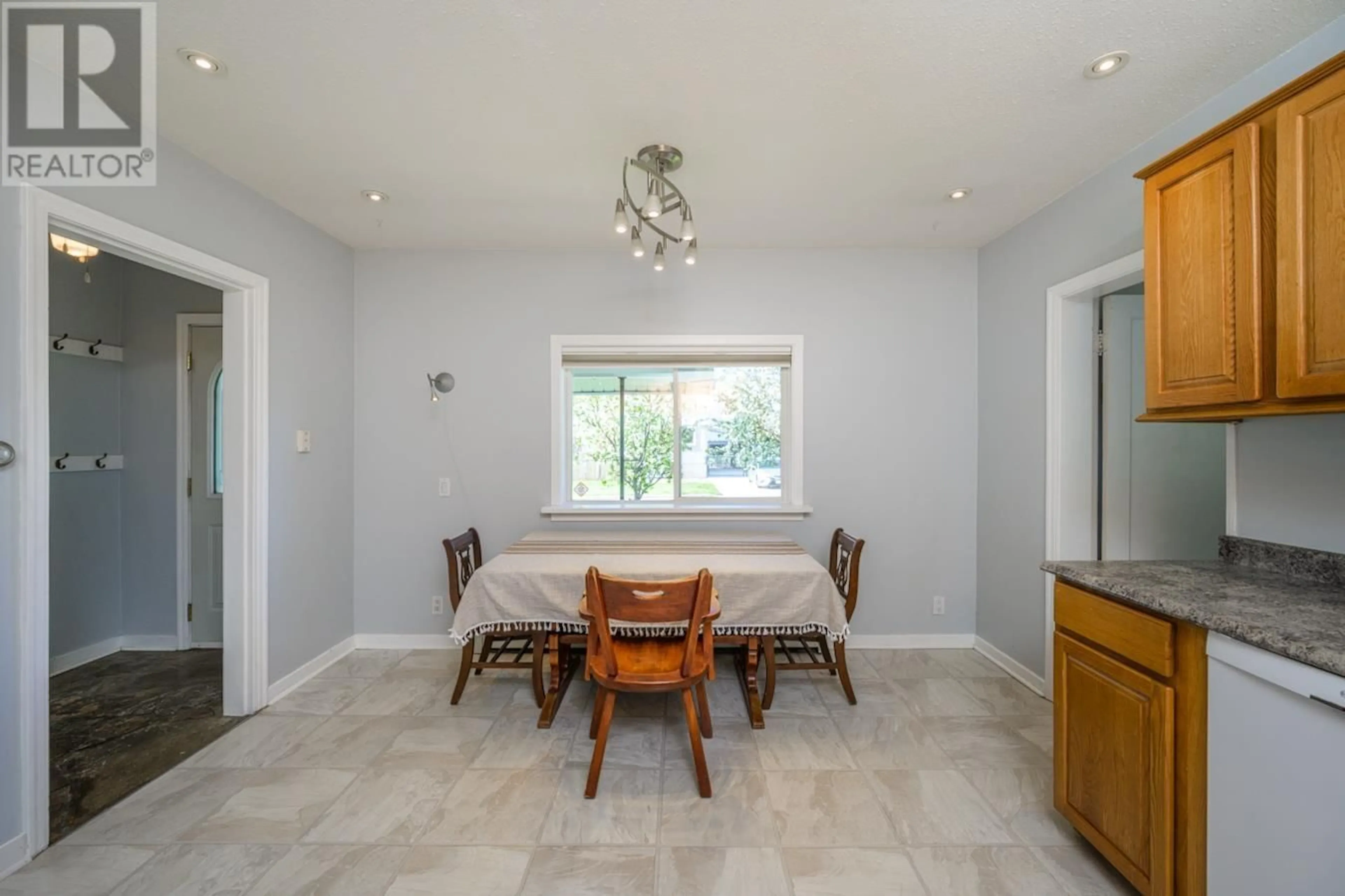 Dining room, ceramic/tile floor for 2198 LAURIER CRESCENT, Prince George British Columbia V2M2A7