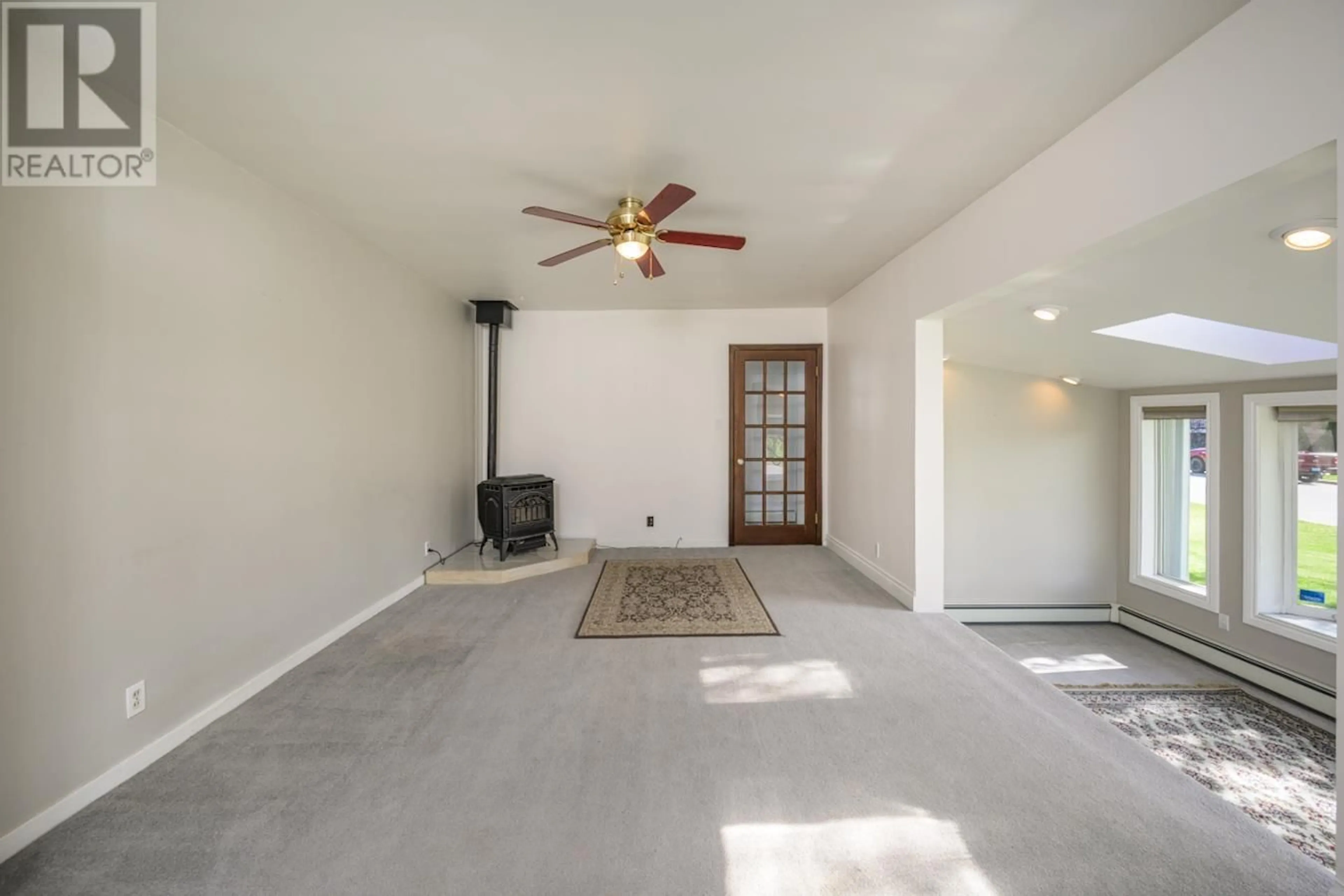 A pic of a room for 2198 LAURIER CRESCENT, Prince George British Columbia V2M2A7