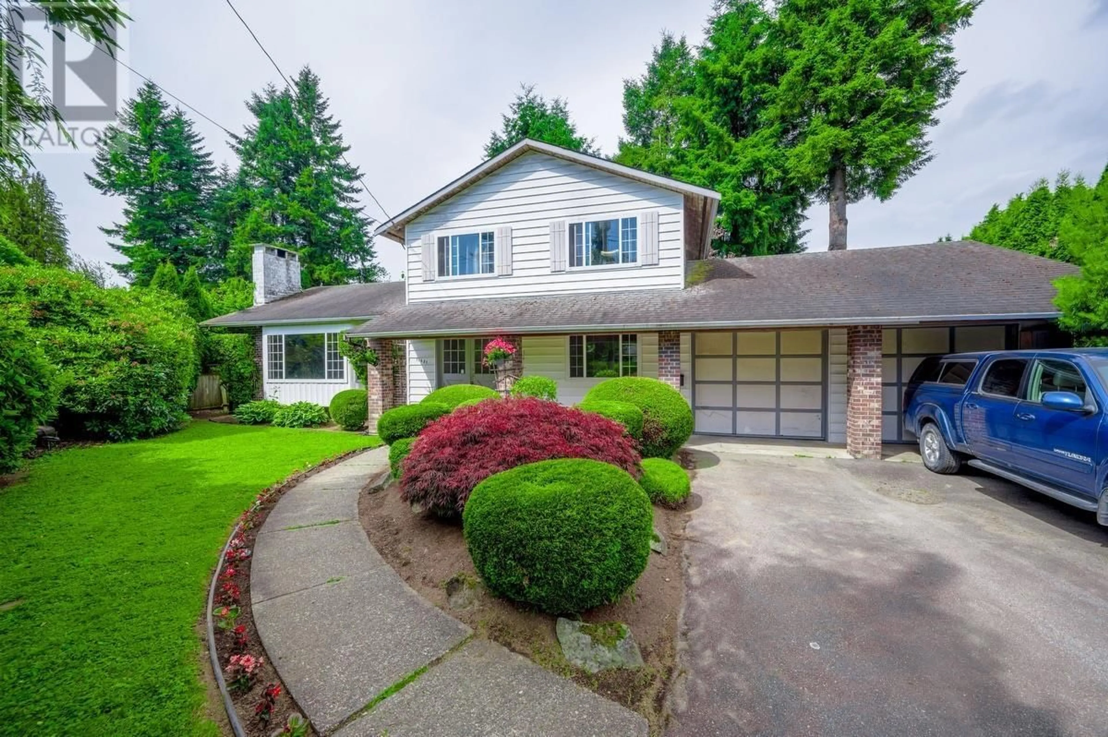 Home with vinyl exterior material, street for 11481 FRASERVIEW STREET, Maple Ridge British Columbia V2X4Y6