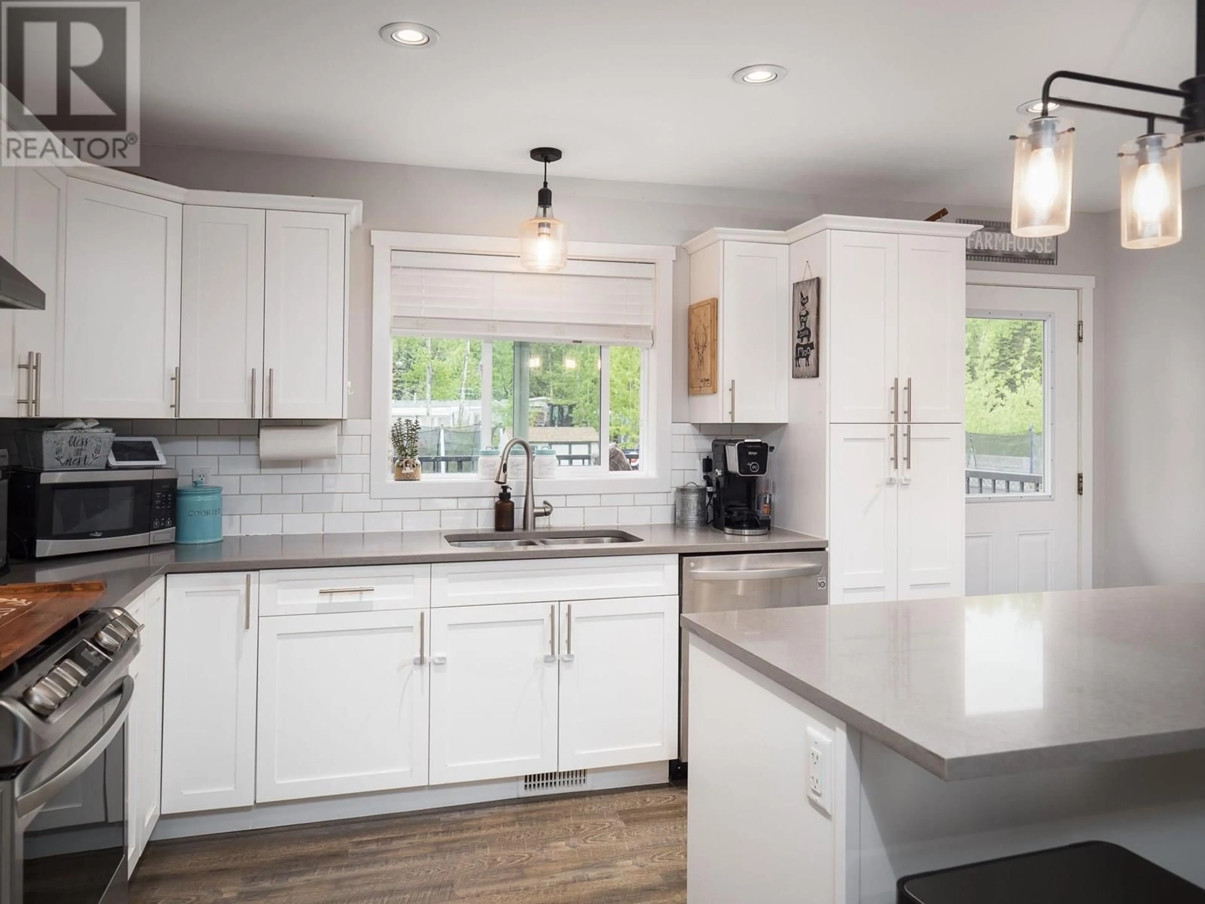 Open concept kitchen, unknown for 8249 PETER ROAD, Prince George British Columbia V2K0B2