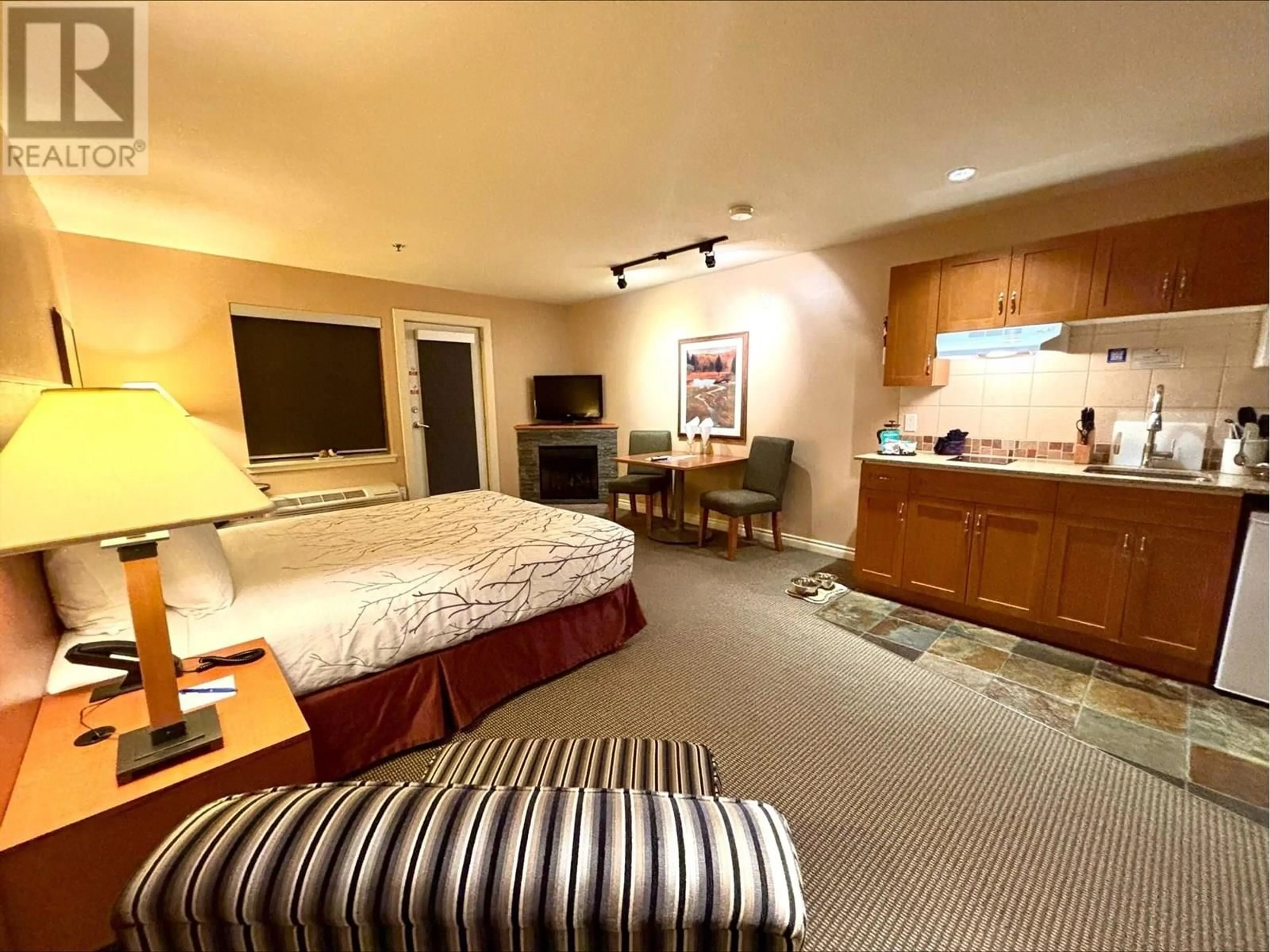 A pic of a room for 114 - 1490 HIGHWAY 99 HIGHWAY, Pemberton British Columbia V0N2L1