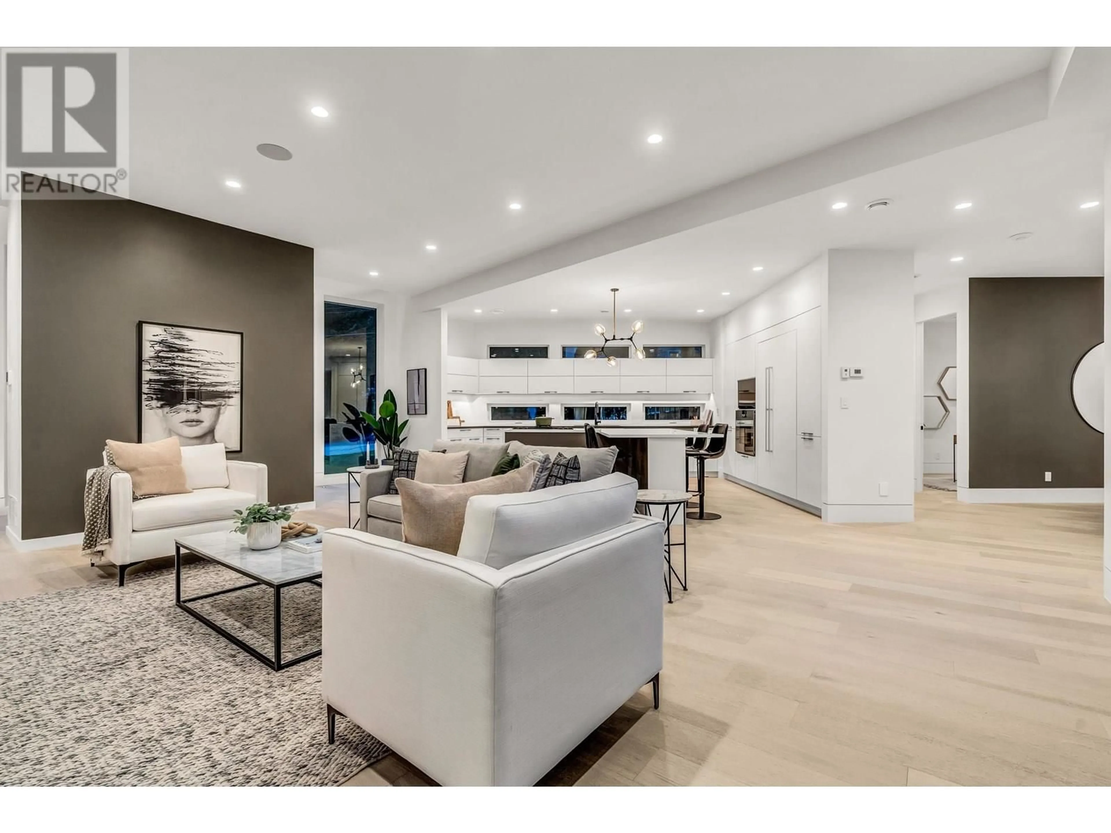 Unknown for 4500 CANTERBURY CRESCENT, North Vancouver British Columbia V7R3N6