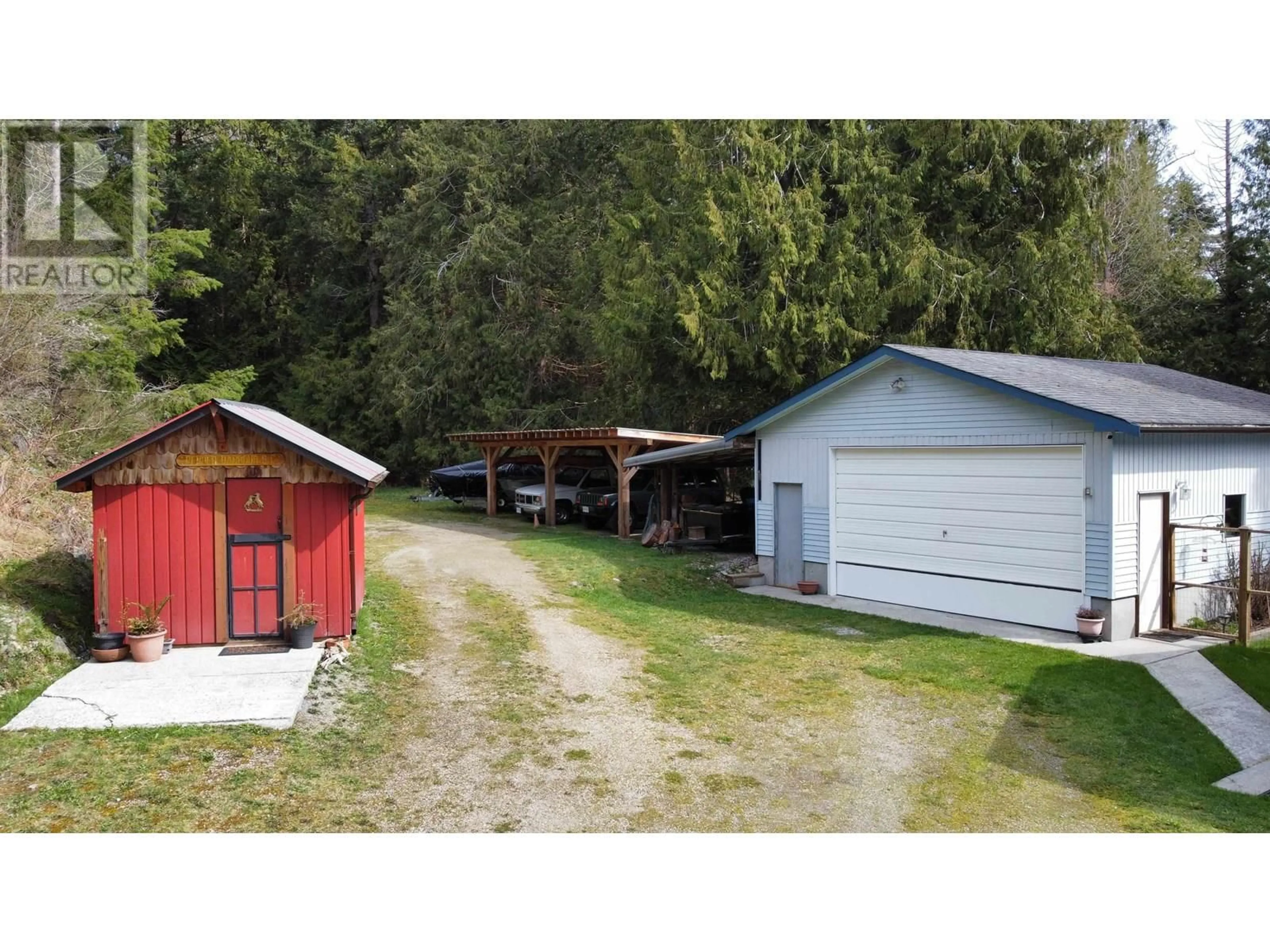 A pic from outside/outdoor area/front of a property/back of a property/a pic from drone, street for 4569 FRANCIS PENINSULA ROAD, Madeira Park British Columbia V0N2H1