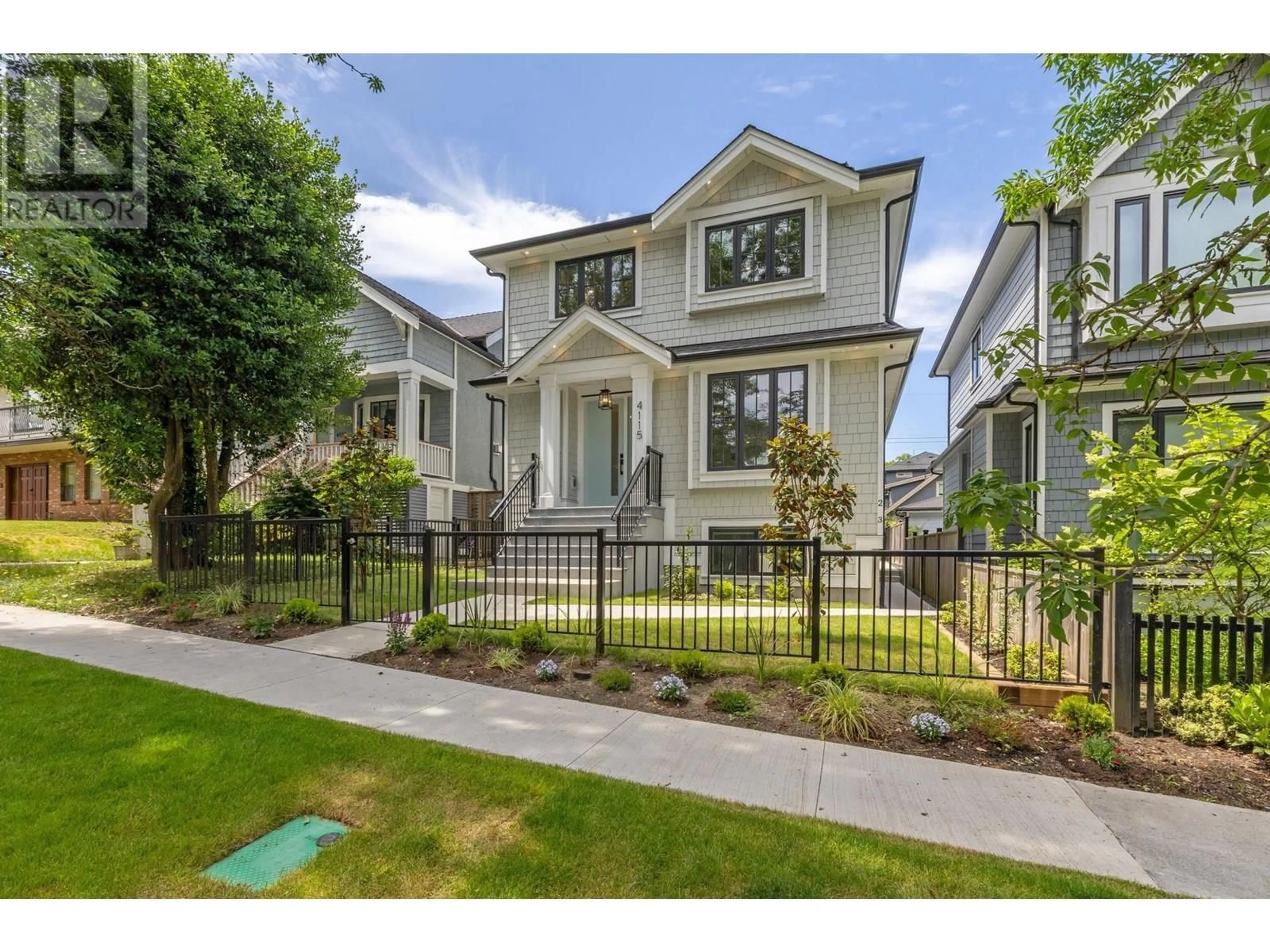 Home with vinyl exterior material, street for 4115 ELGIN STREET, Vancouver British Columbia V5V4R3