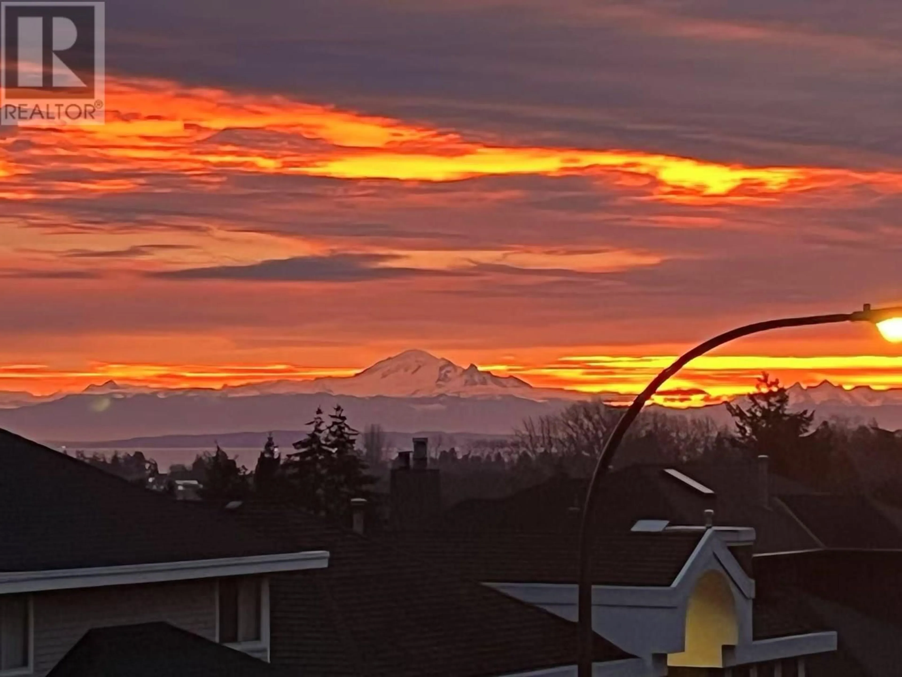 Blurry image for 314 ROSEHILL WYND, Delta British Columbia V4M3L9