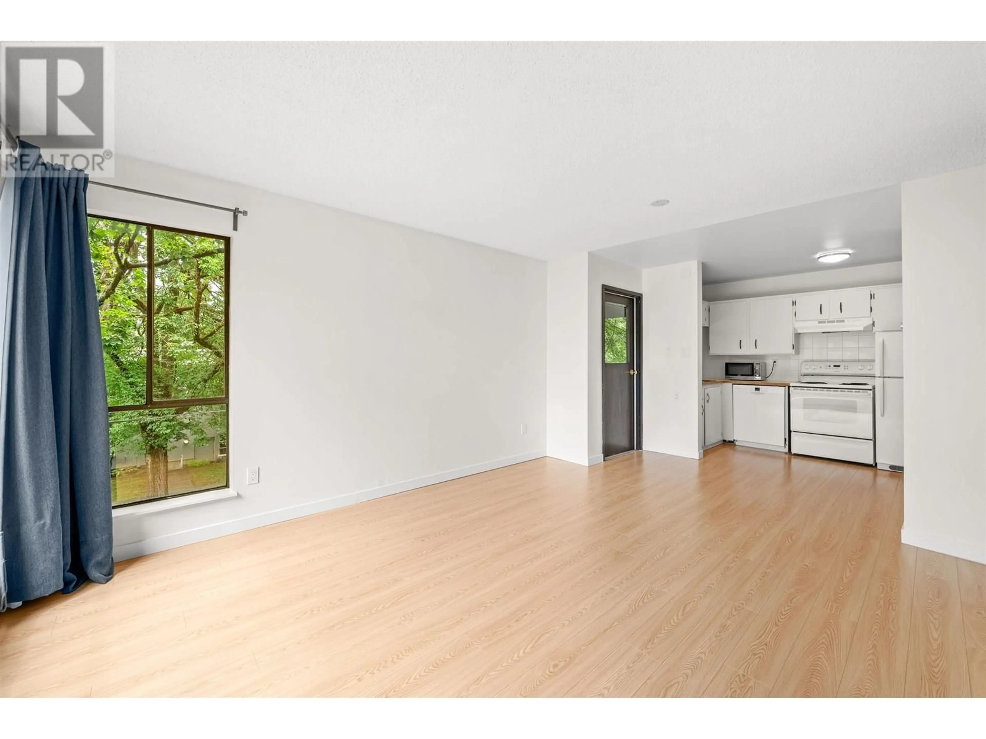 A pic of a room for 303 - 2920 ASH STREET, Vancouver British Columbia V5Z4A6