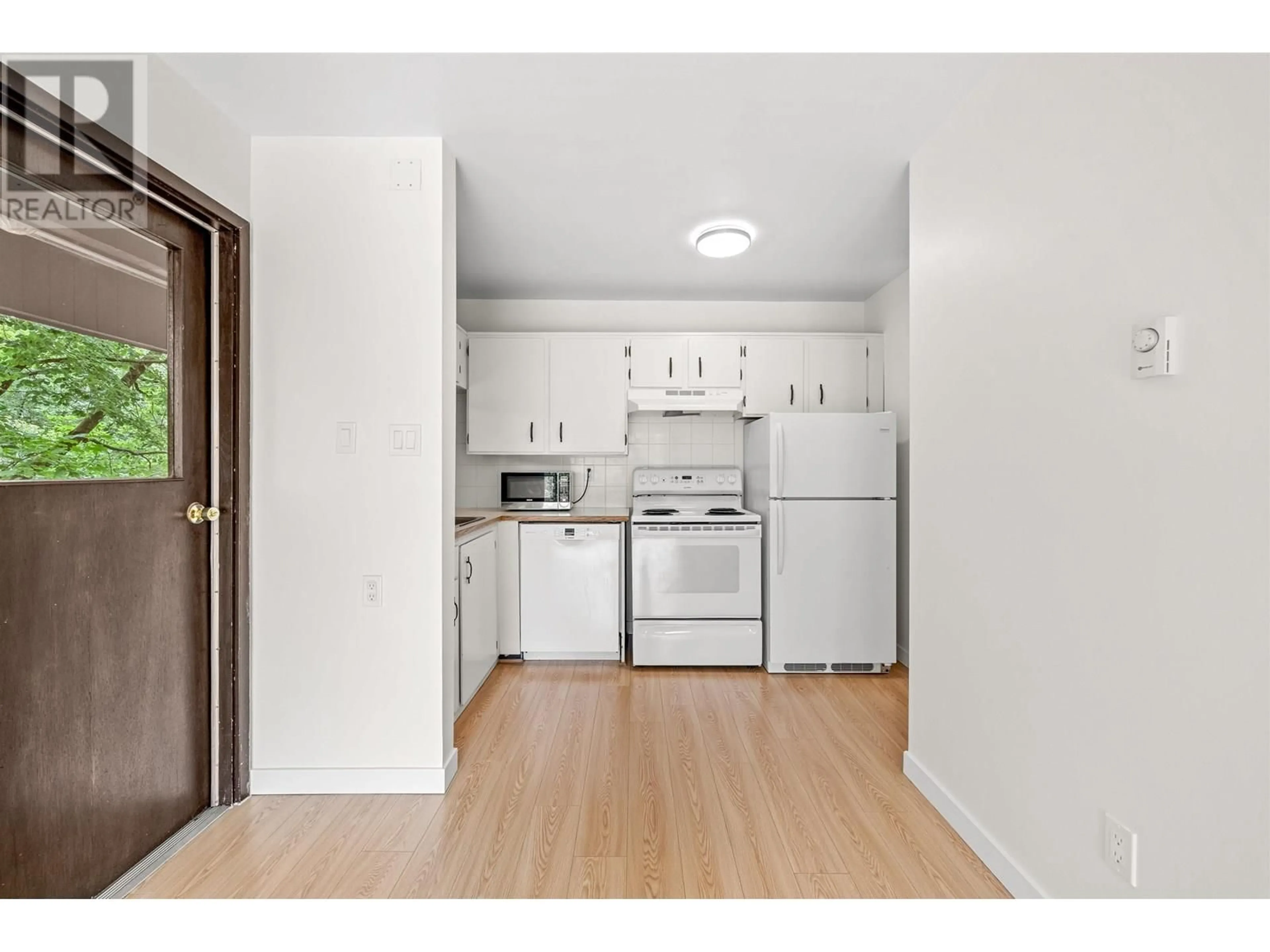 Standard kitchen, wood/laminate floor for 303 - 2920 ASH STREET, Vancouver British Columbia V5Z4A6