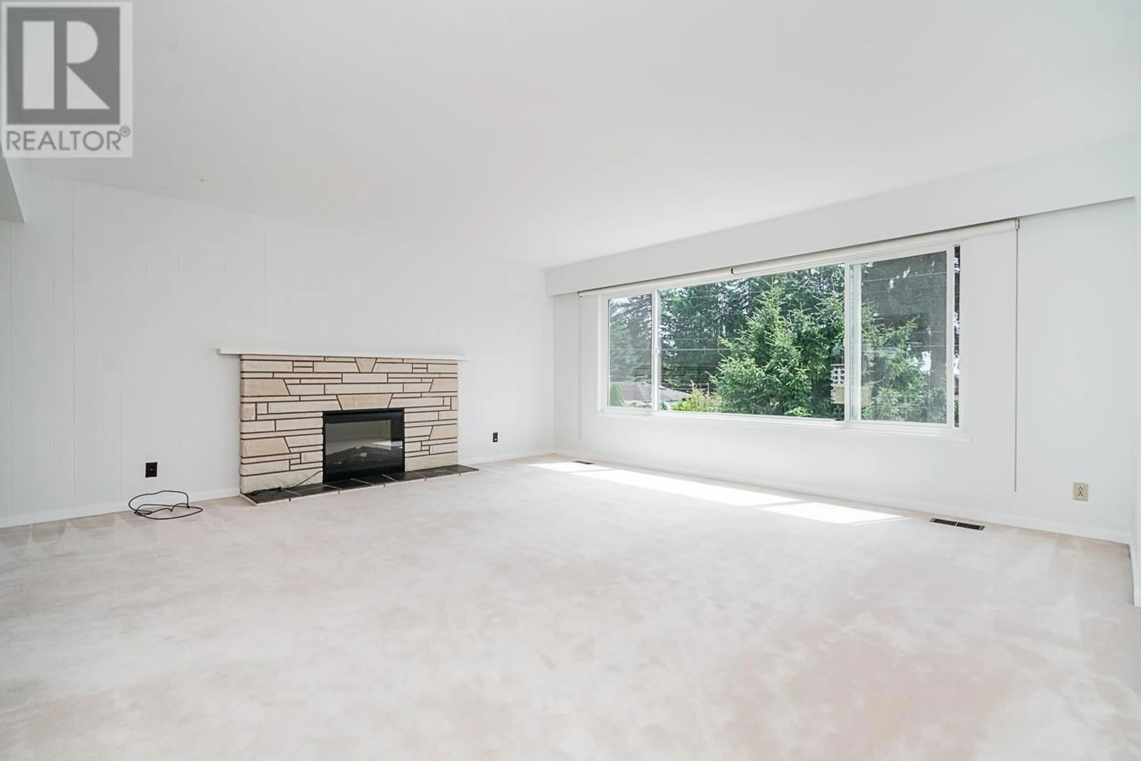 A pic of a room for 663 SHAW AVENUE, Coquitlam British Columbia V3K2R7