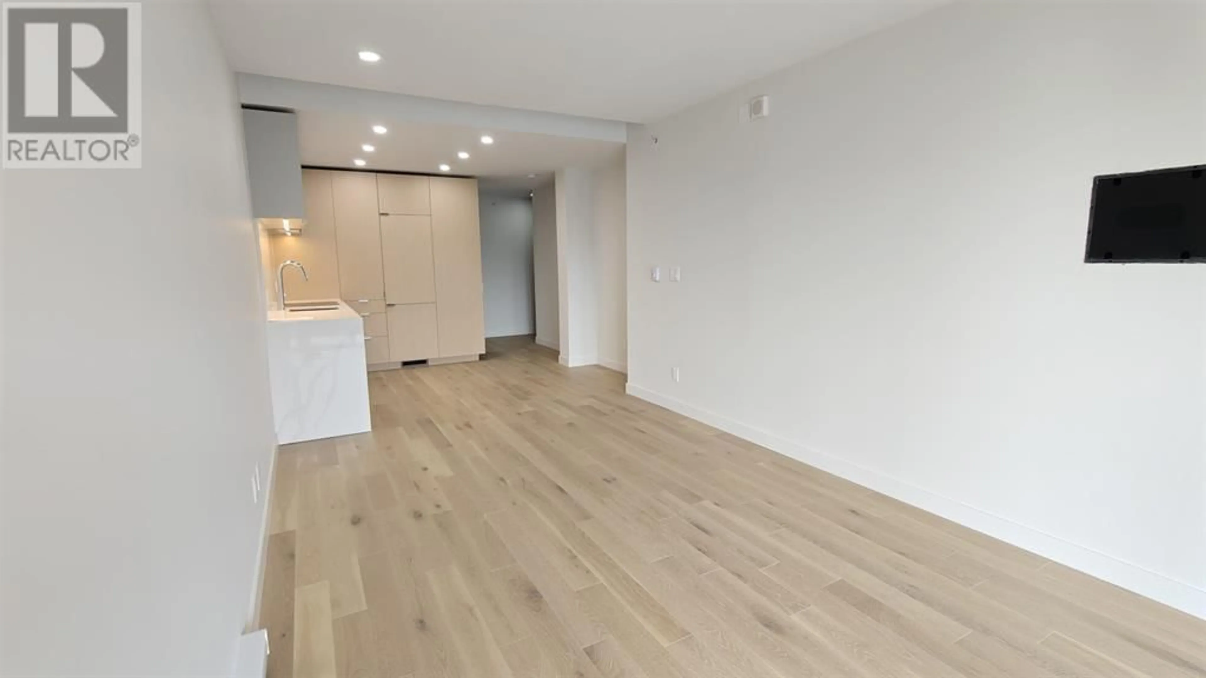 A pic of a room for 707 - 239 KEEFER STREET, Vancouver British Columbia V6A1X6