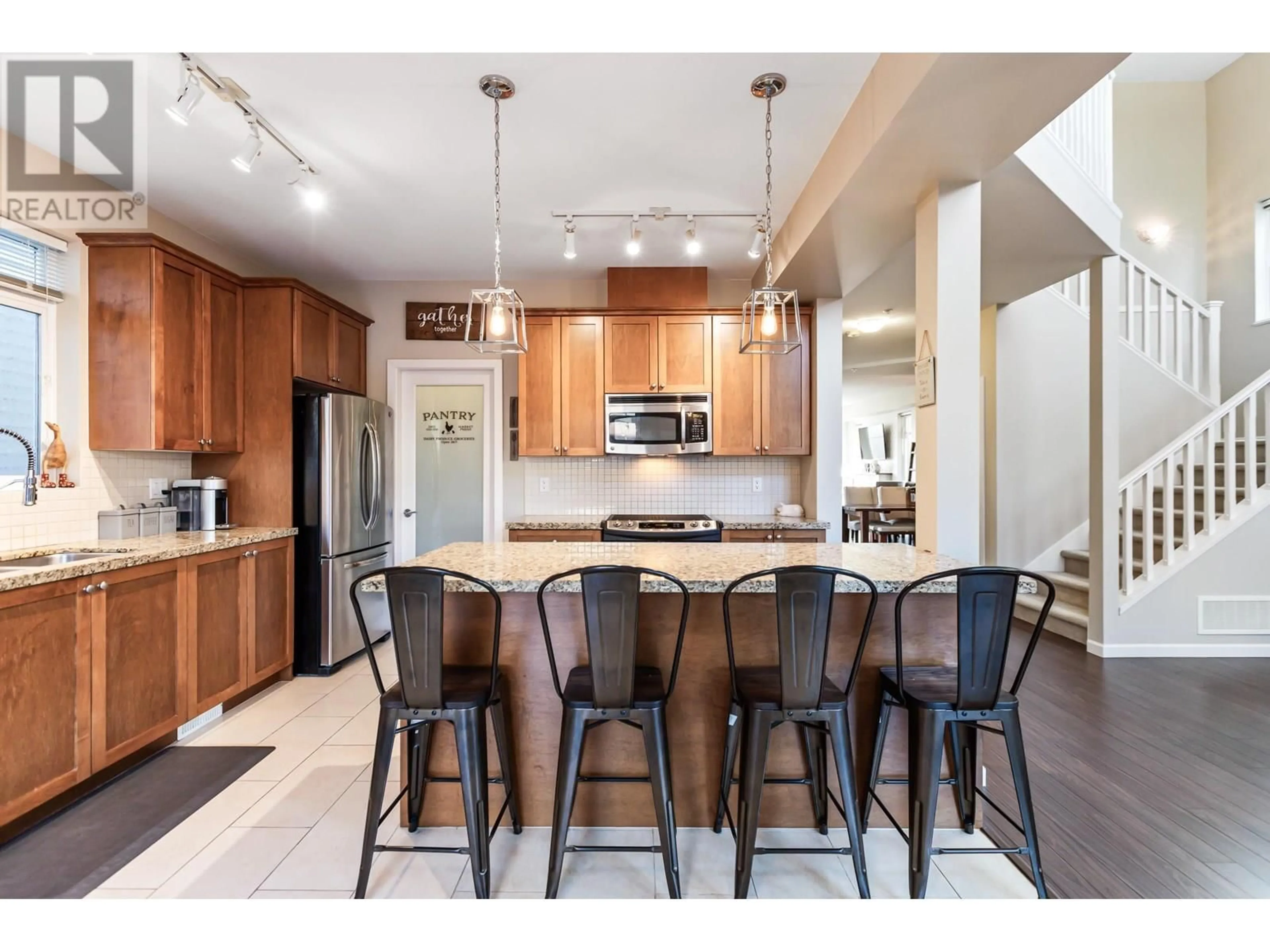 Open concept kitchen, unknown for 10138 241A STREET, Maple Ridge British Columbia V2W0E6