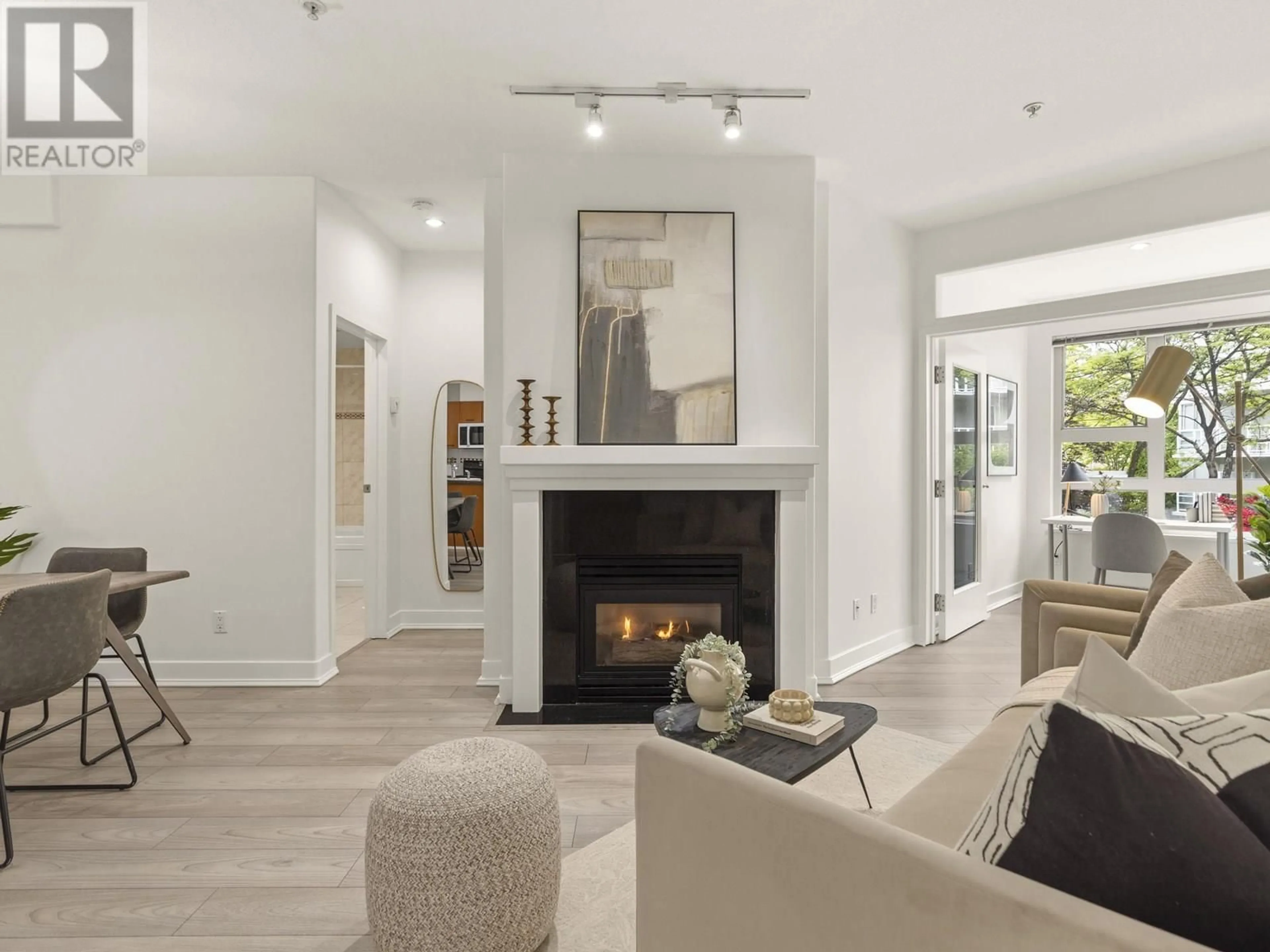 Living room with furniture, unknown for 115 - 1823 7TH AVENUE, Vancouver British Columbia V6J5K5