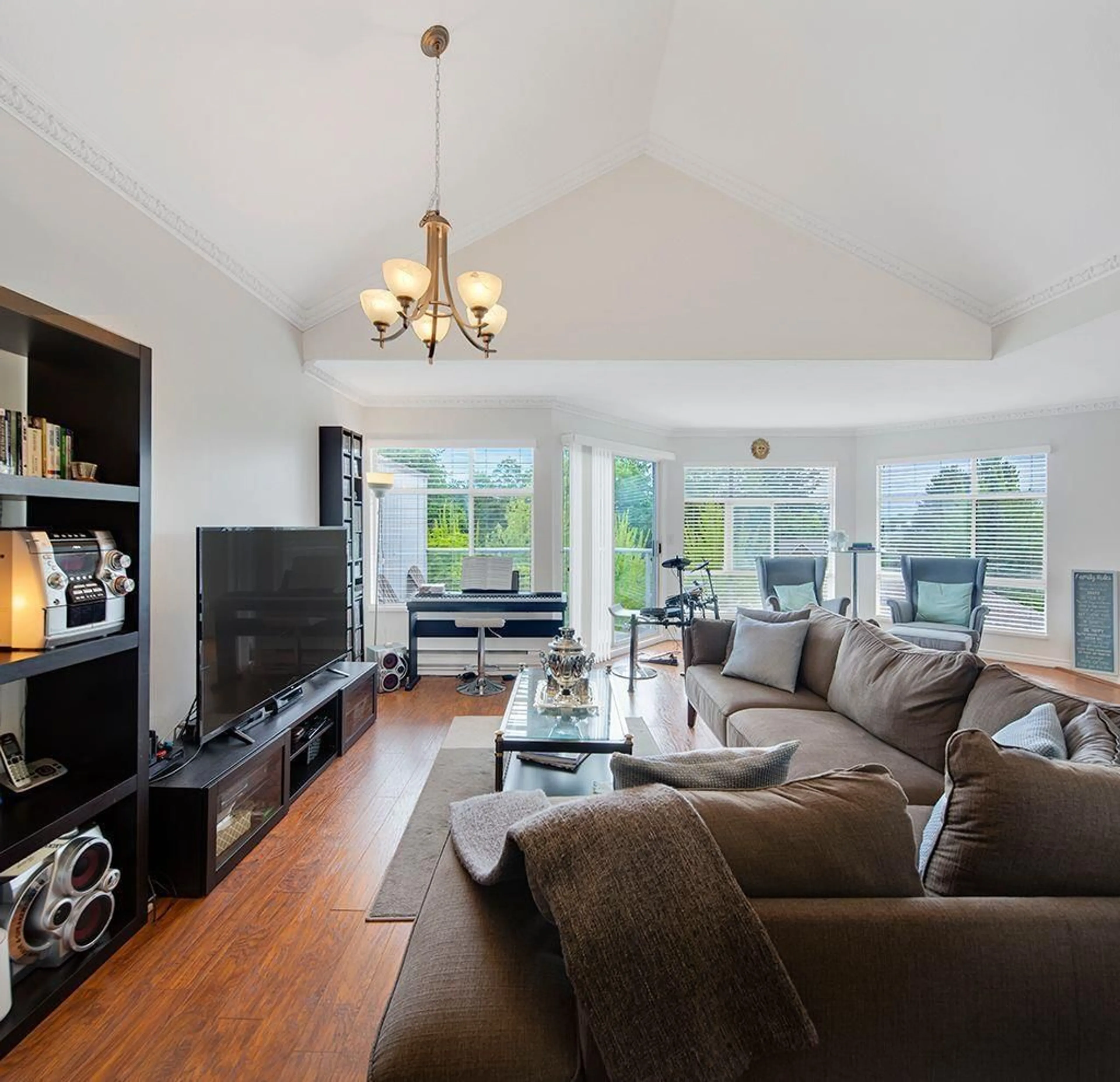Living room with furniture, unknown for 305 - 6866 NICHOLSON, Delta British Columbia V4E3M6