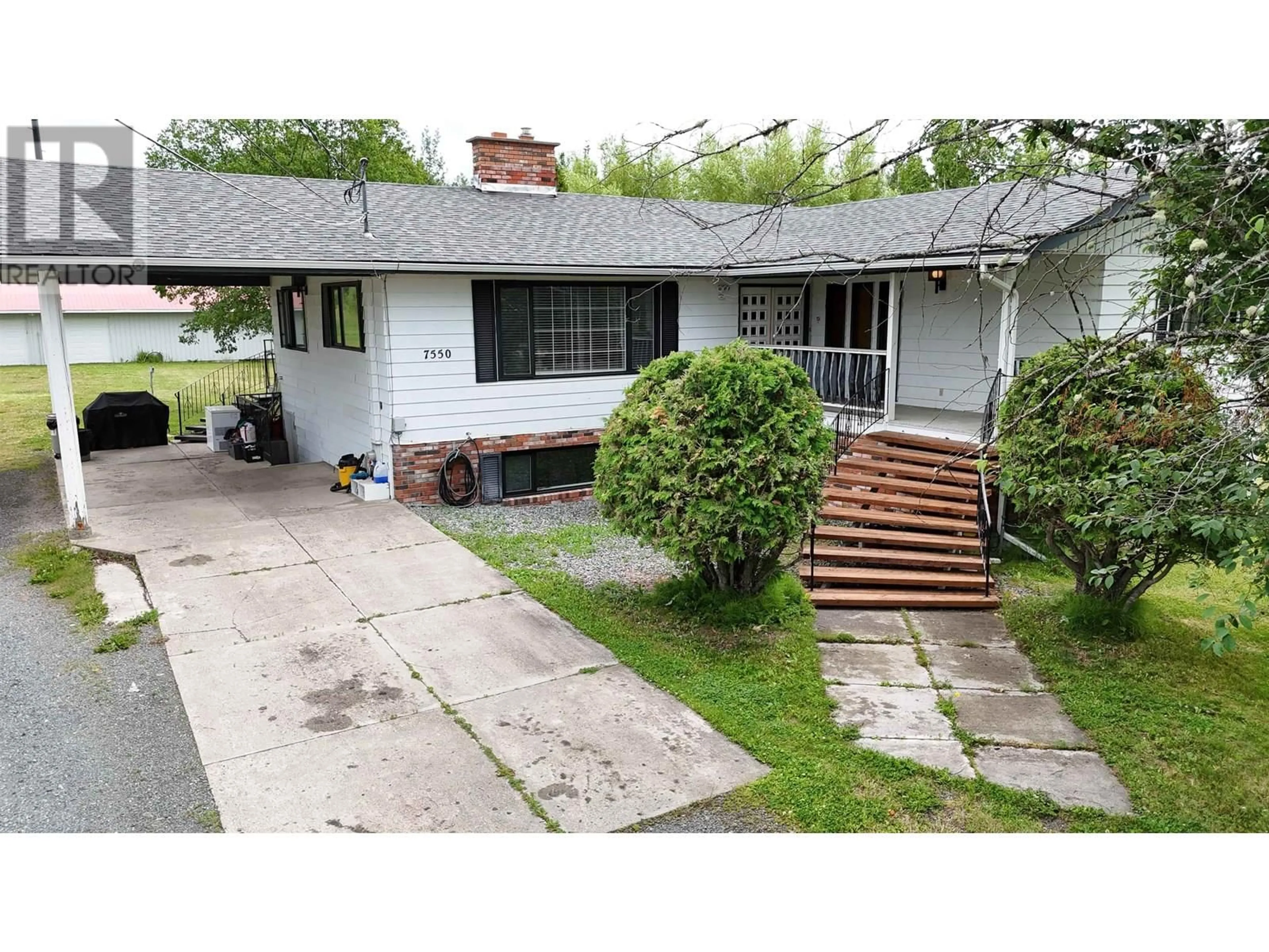 A pic from outside/outdoor area/front of a property/back of a property/a pic from drone, street for 7550 POOLEY ROAD, Prince George British Columbia V2N5W4