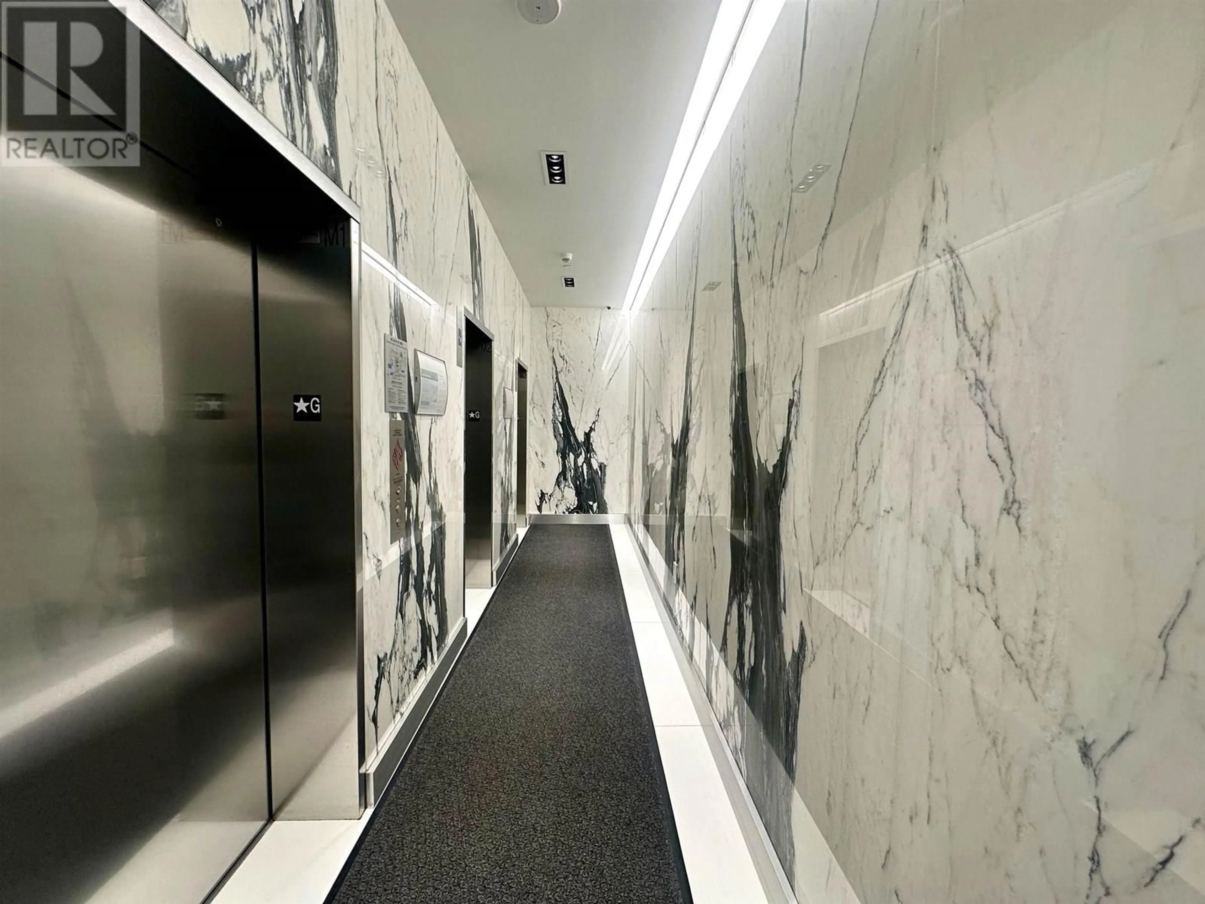 Indoor foyer for 1706 - 1111 RICHARDS STREET, Vancouver British Columbia V6B0S3
