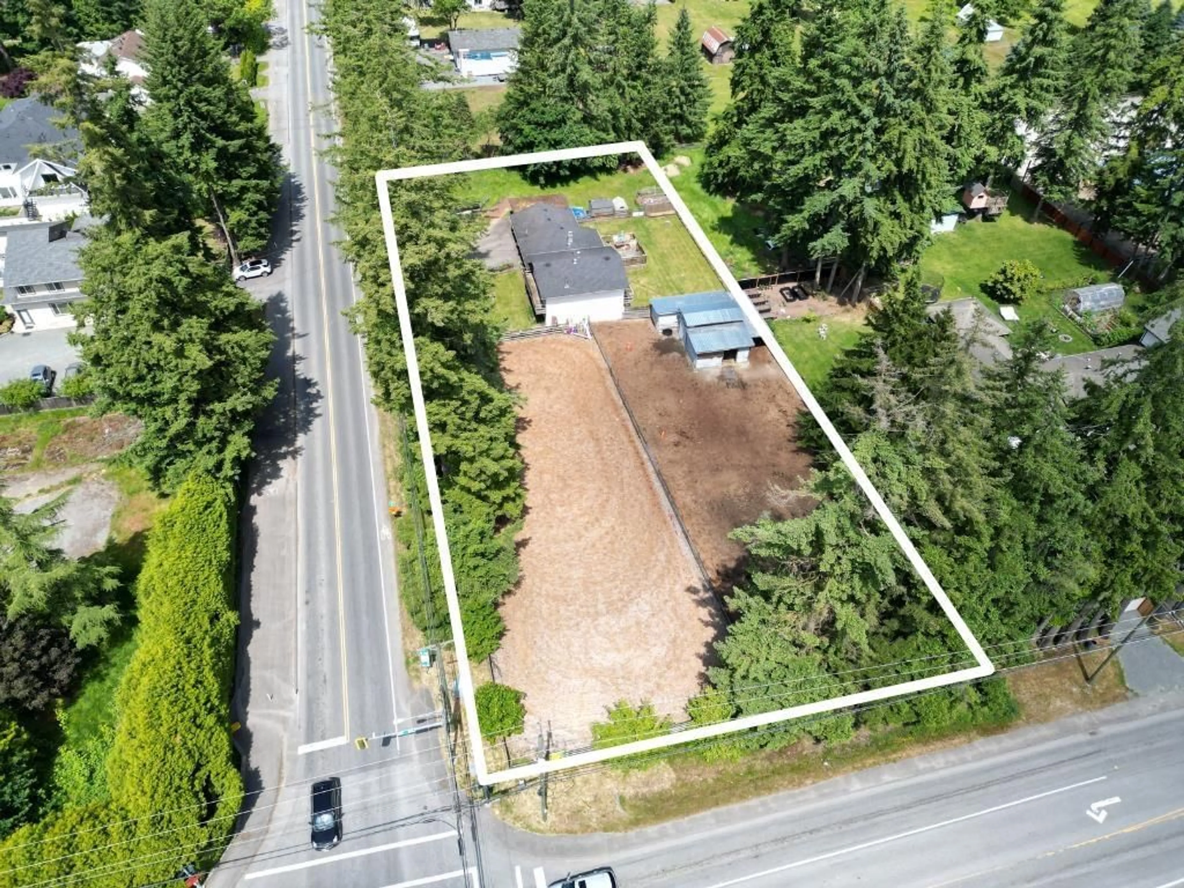 A pic from outside/outdoor area/front of a property/back of a property/a pic from drone, street for 5638 248, Langley British Columbia V4W1B7