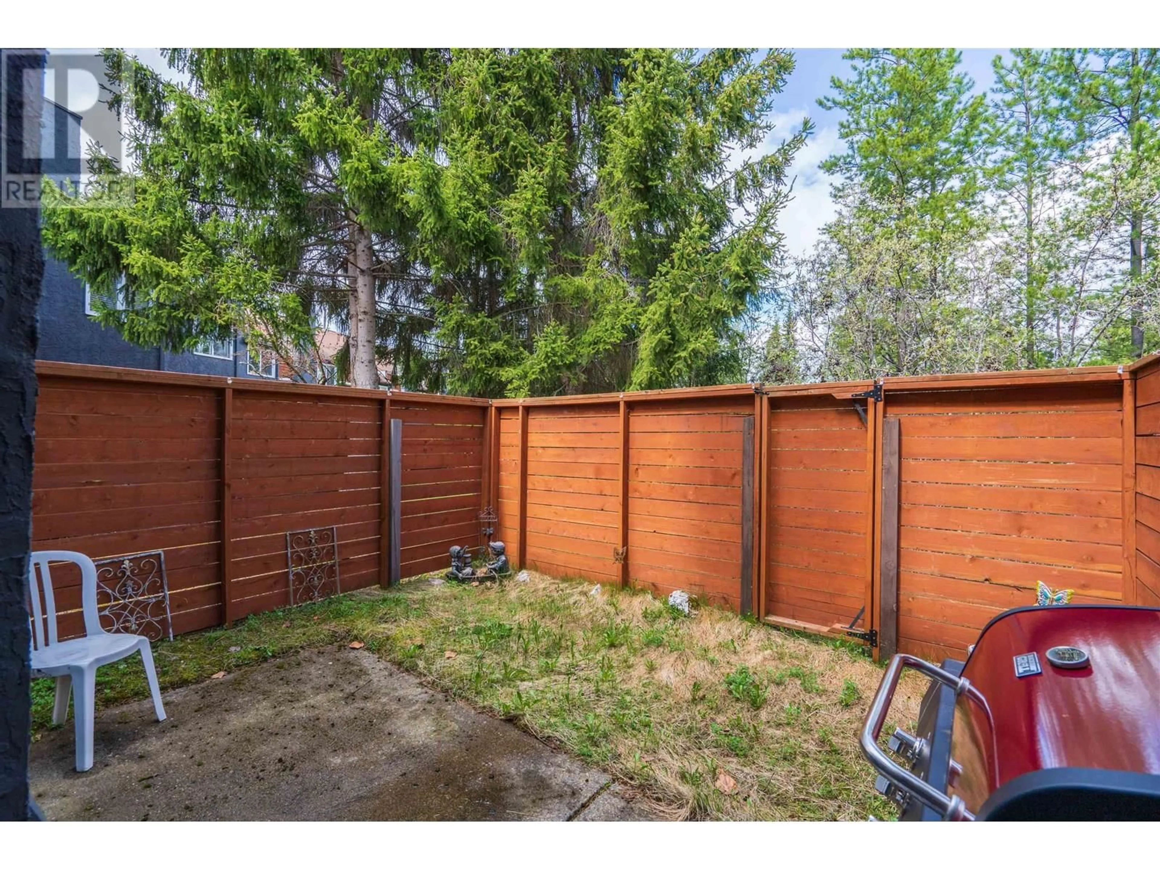 Patio, street for 124 - 101 TABOR BOULEVARD, Prince George British Columbia V2M6Y1