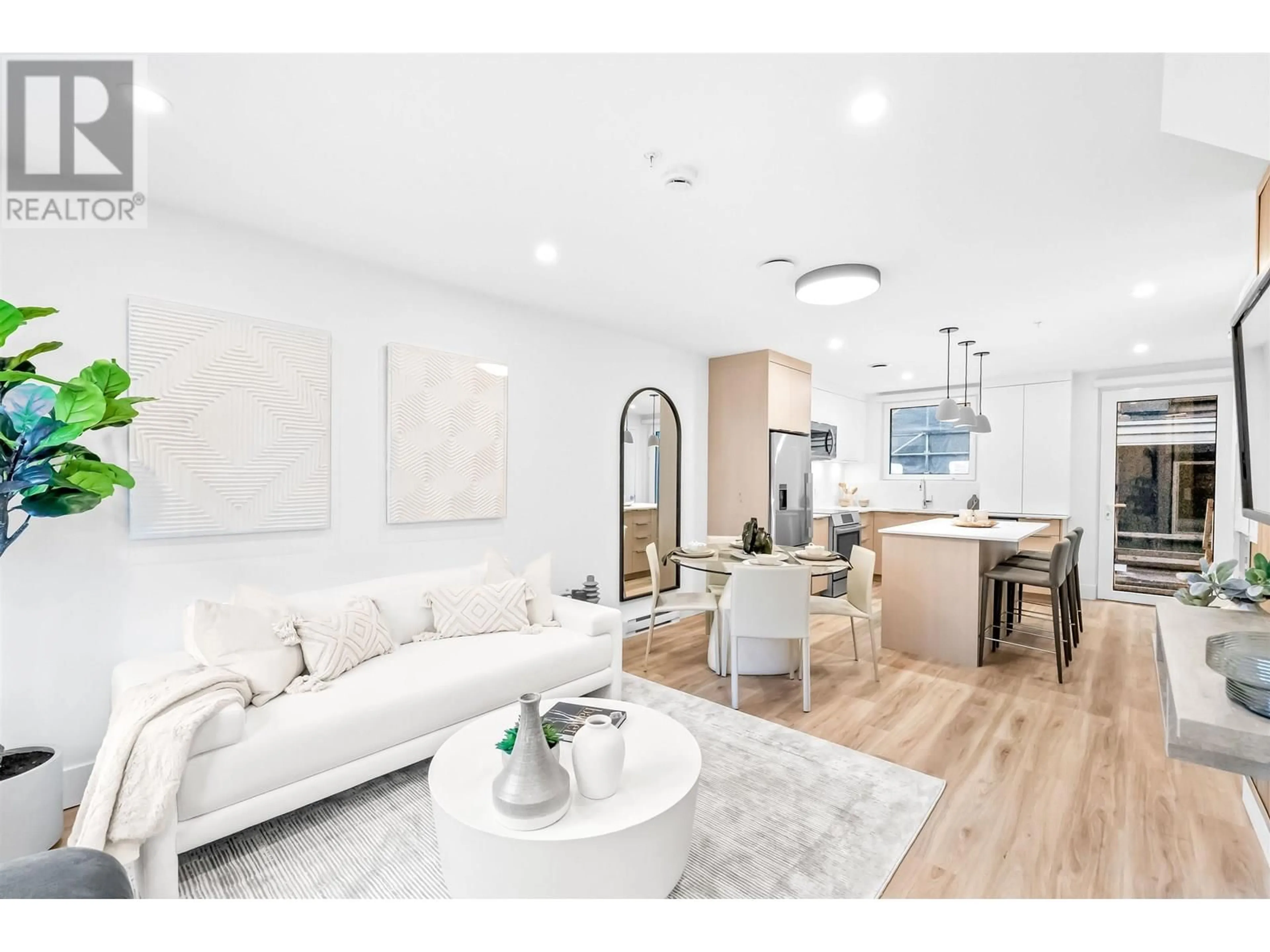 Living room with furniture, unknown for 315 - 2250 1ST AVENUE, Vancouver British Columbia V5N1B6