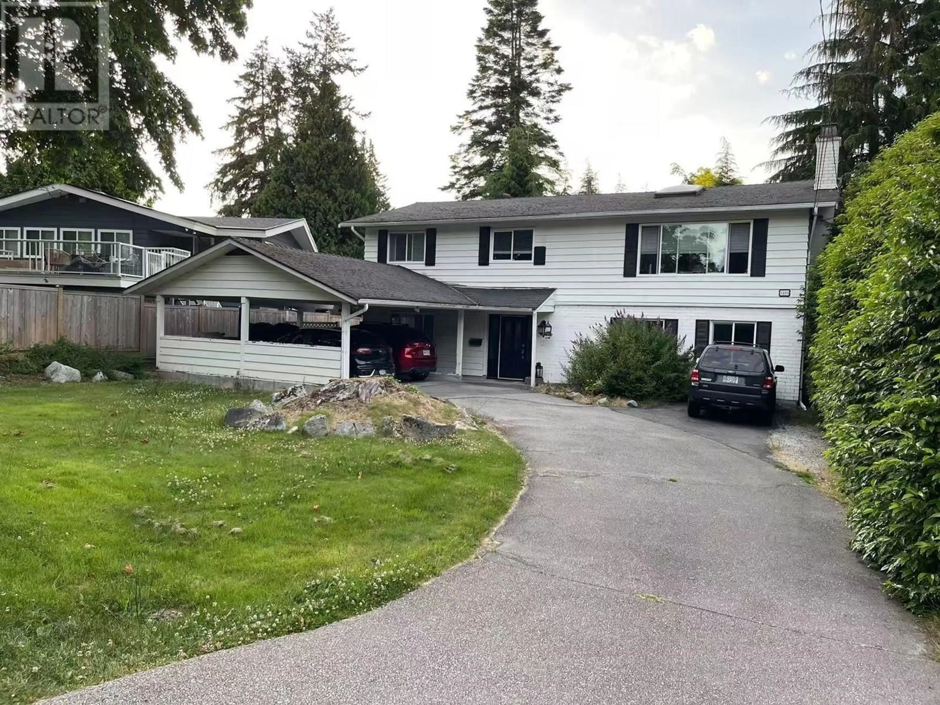 A pic from outside/outdoor area/front of a property/back of a property/a pic from drone, street for 5105 8A AVENUE, Delta British Columbia V4M1T5