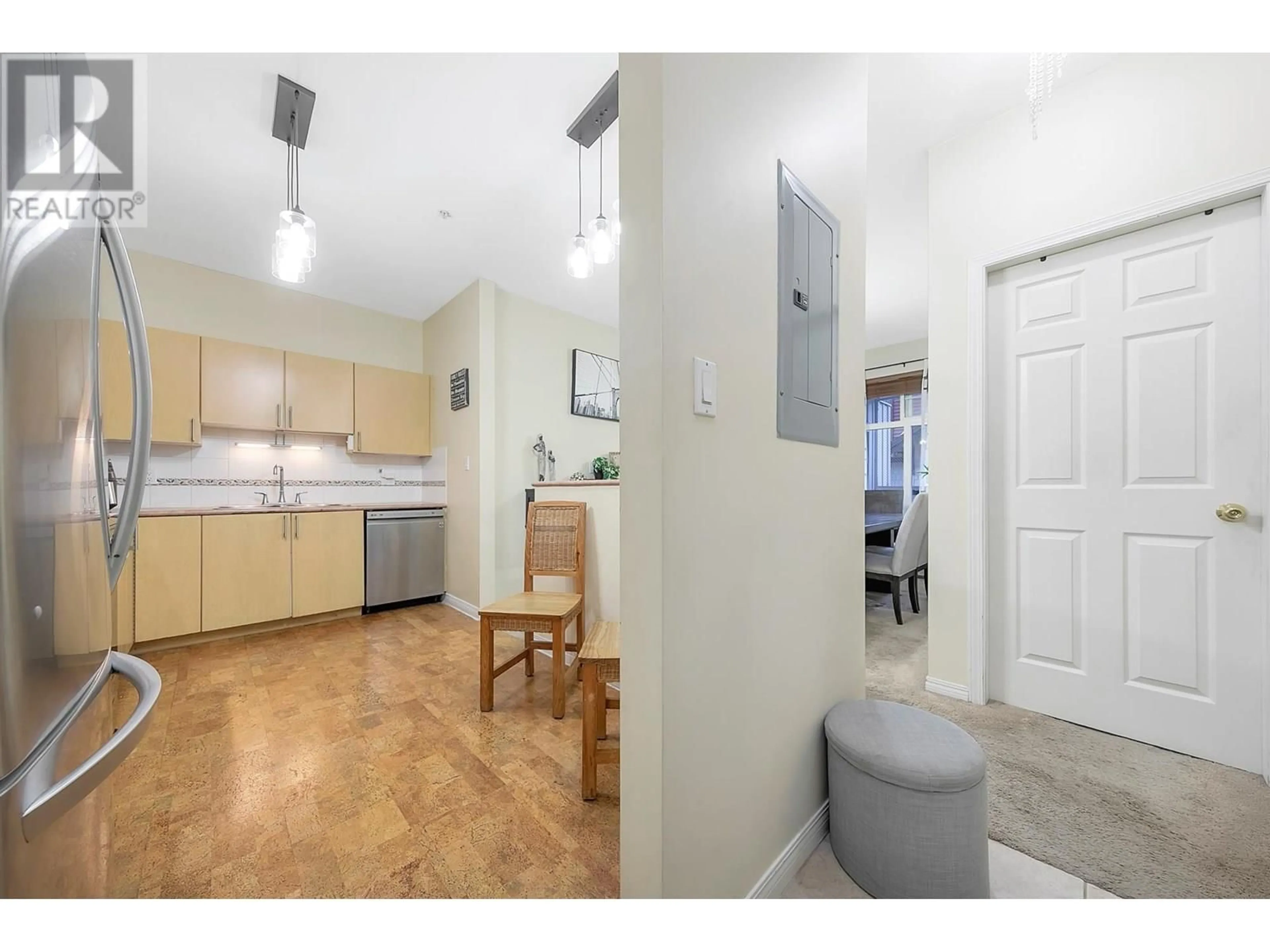 Unknown for 202 - 83 STAR CRESCENT, New Westminster British Columbia V3M6X8