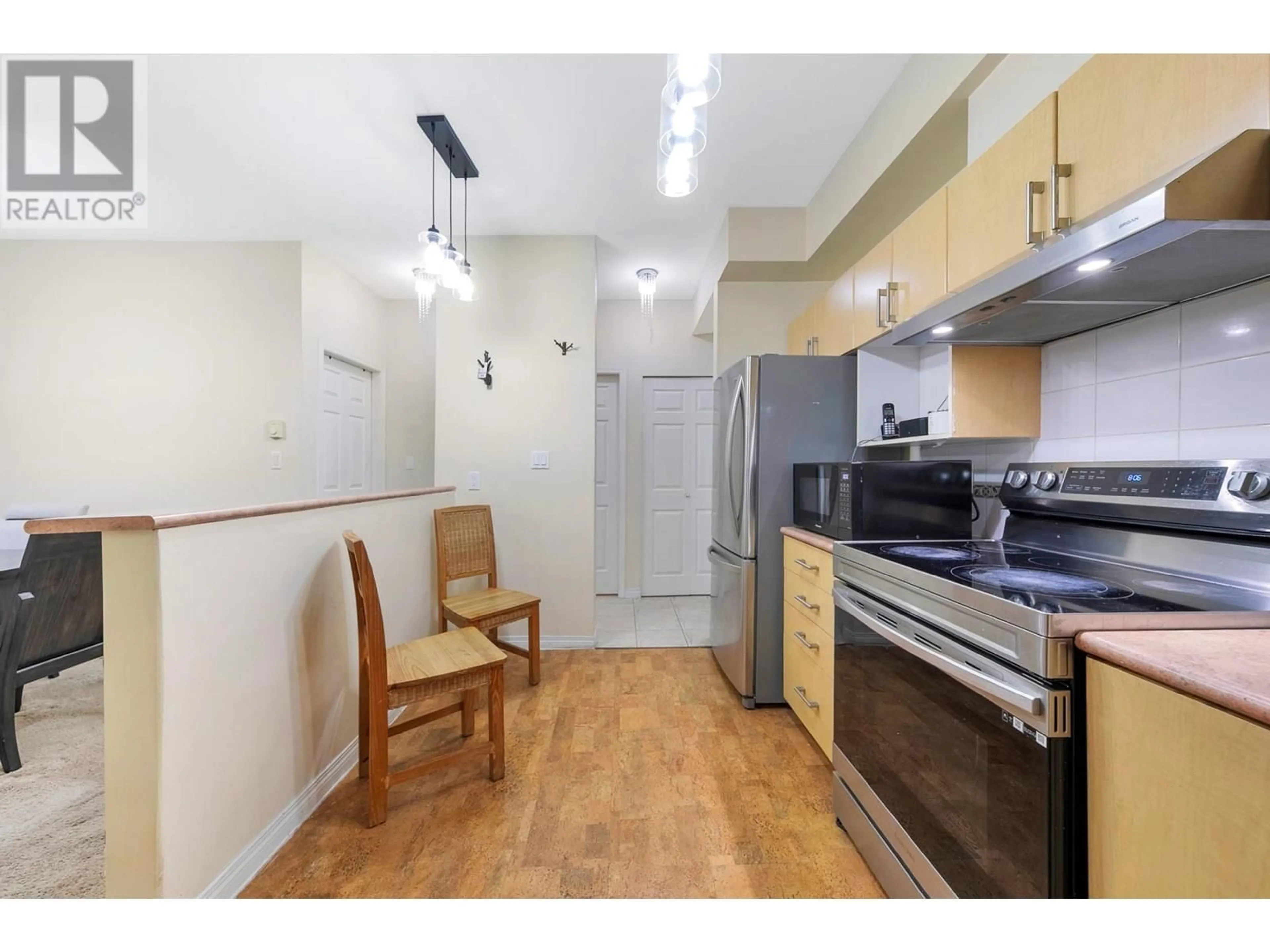 Standard kitchen, unknown for 202 - 83 STAR CRESCENT, New Westminster British Columbia V3M6X8