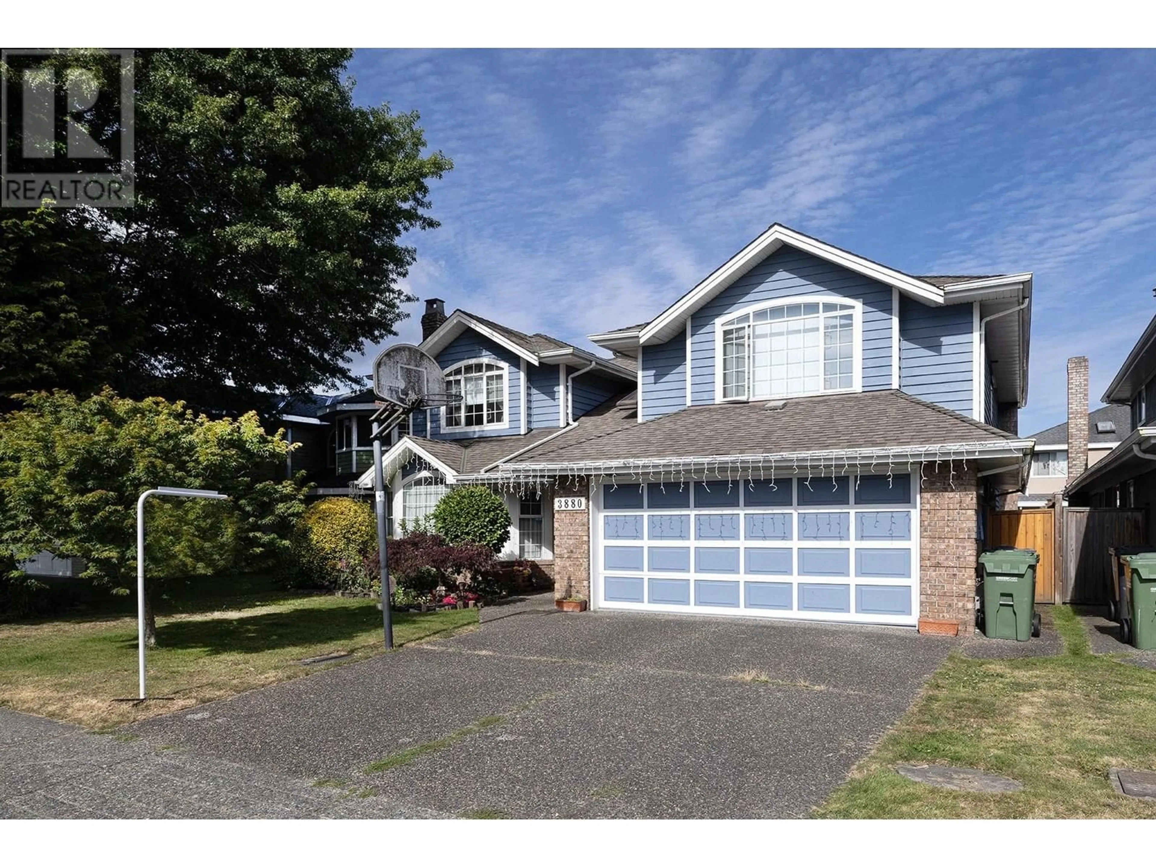 Home with vinyl exterior material, street for 3880 STOLBERG STREET, Richmond British Columbia V6X3N6