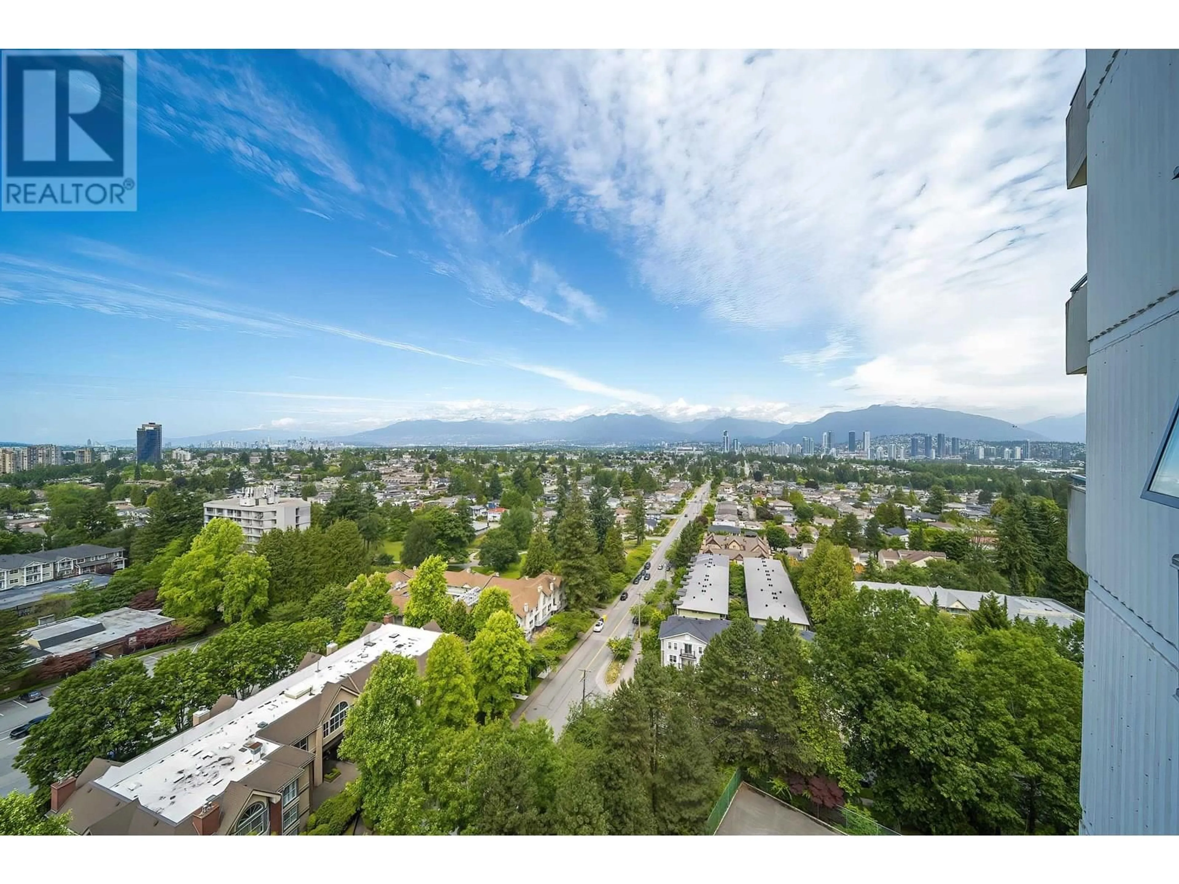 A pic from outside/outdoor area/front of a property/back of a property/a pic from drone, mountain view for 1806 - 5652 PATTERSON AVENUE, Burnaby British Columbia V5H4C8
