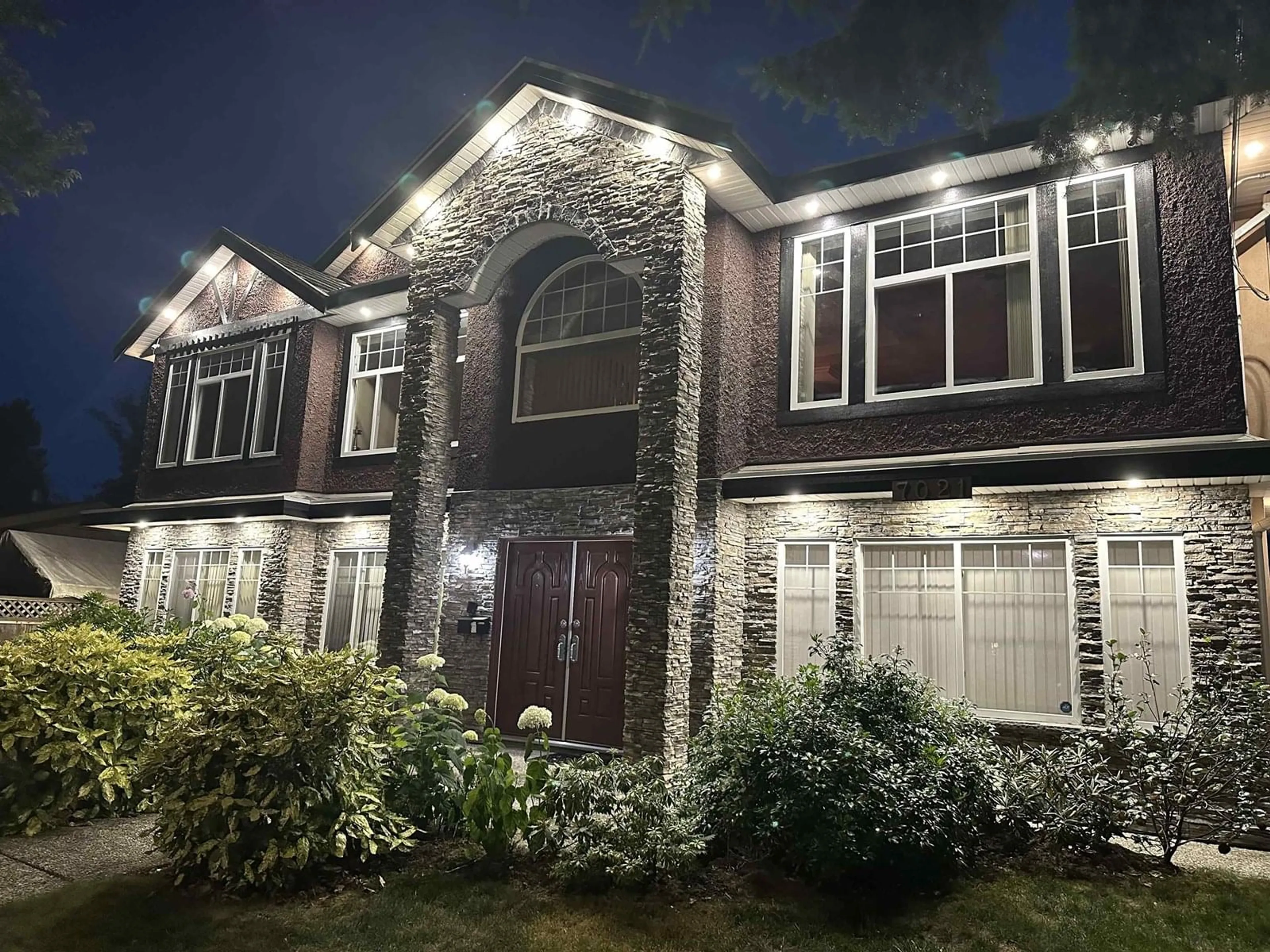 Home with brick exterior material, street for 7021 132, Surrey British Columbia V3W6P1