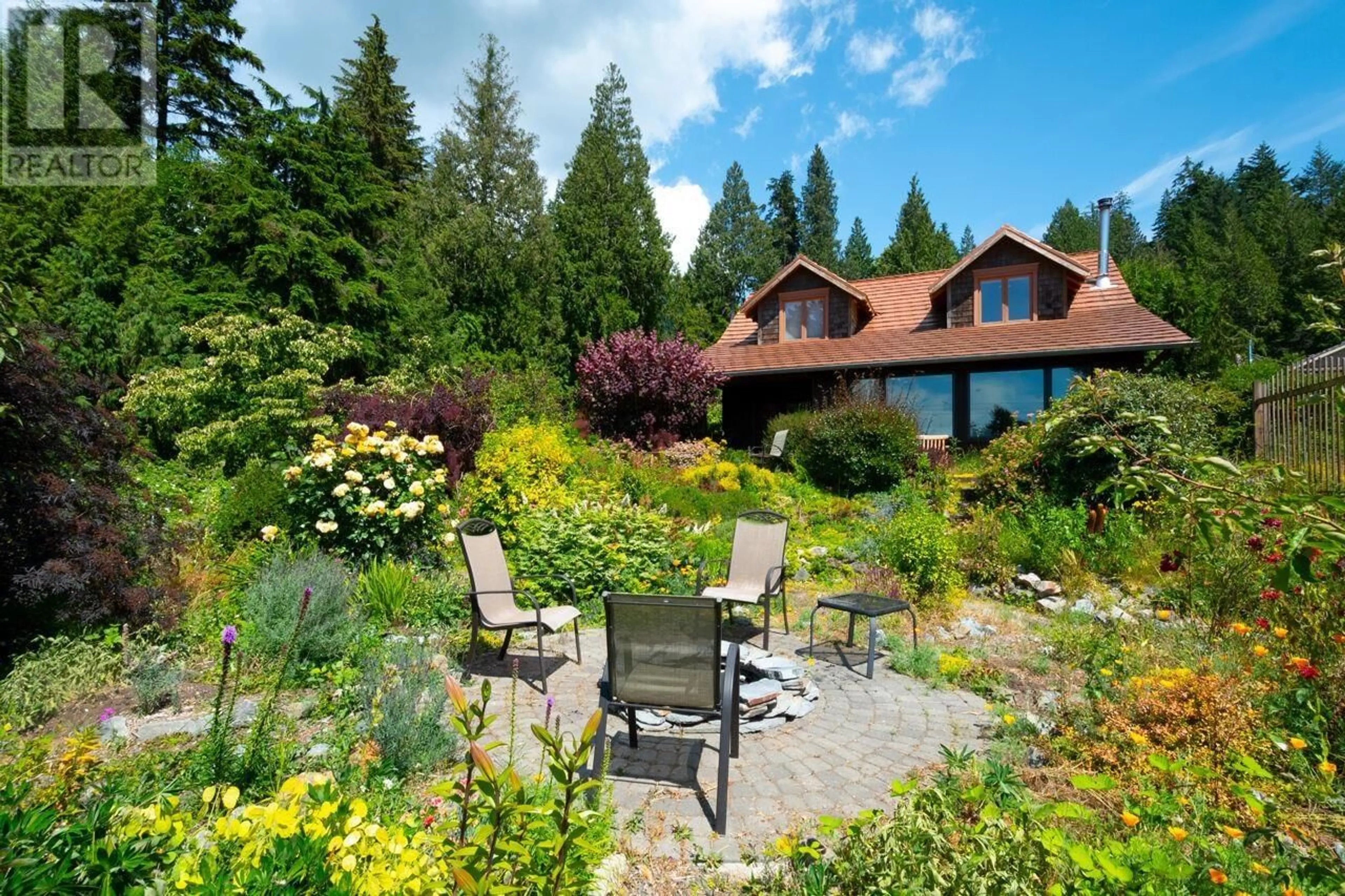 Patio, water/lake/river/ocean view for 1743 BOWEN BAY ROAD, Bowen Island British Columbia V0N1G2