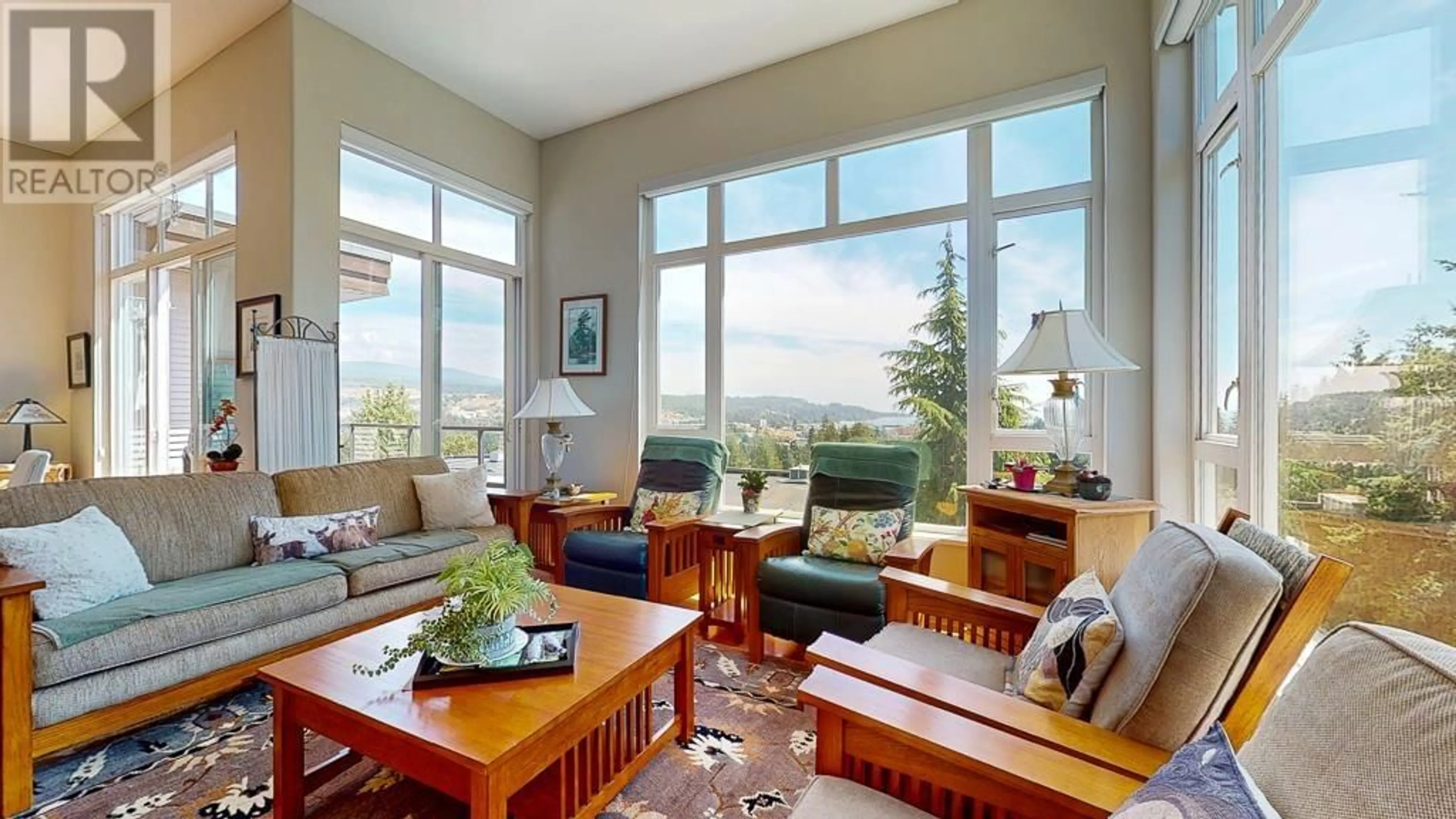Living room with furniture, unknown for 11 - 5780 TRAIL AVENUE, Sechelt British Columbia V7Z0K5