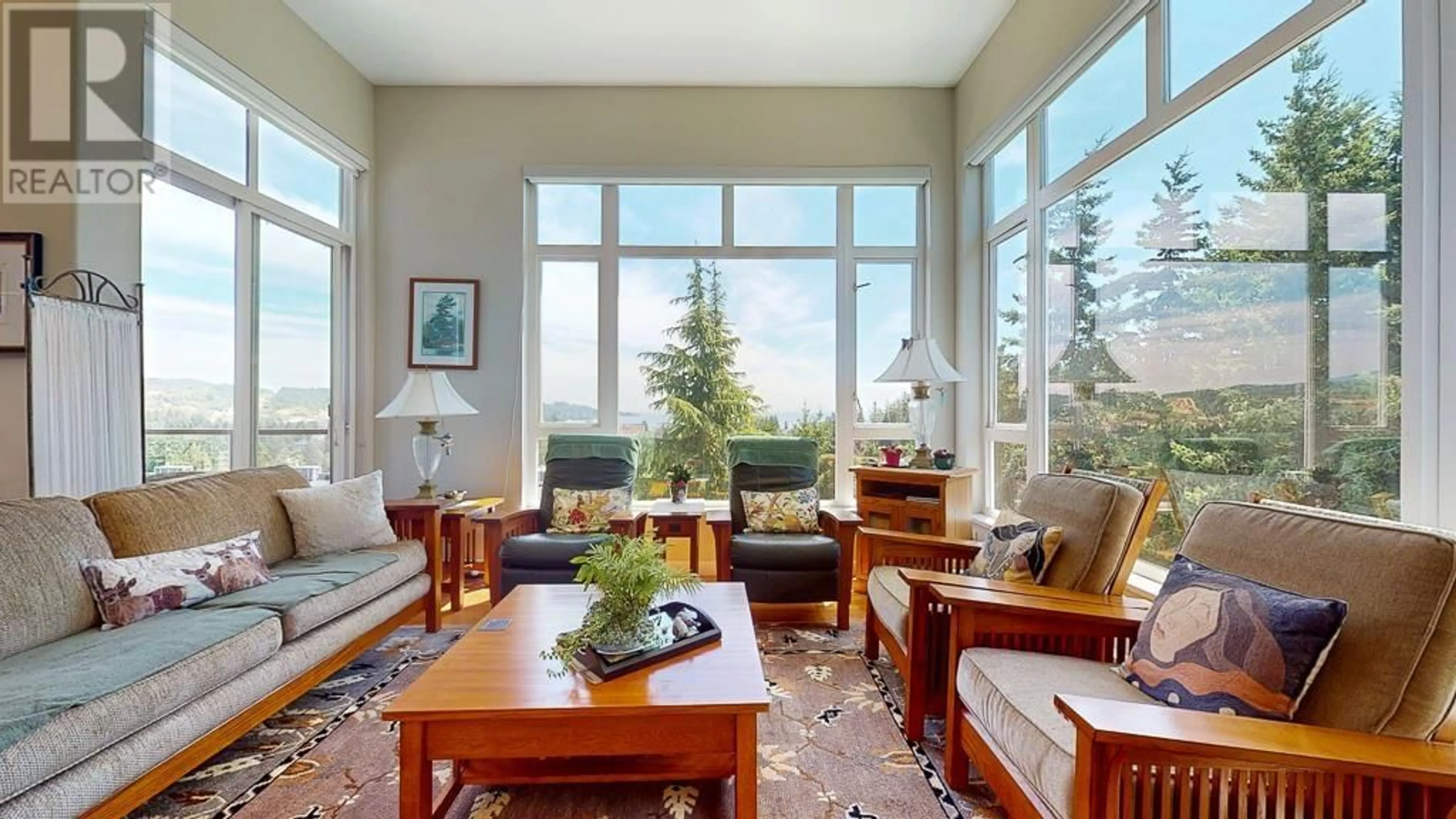Living room with furniture, unknown for 11 - 5780 TRAIL AVENUE, Sechelt British Columbia V7Z0K5