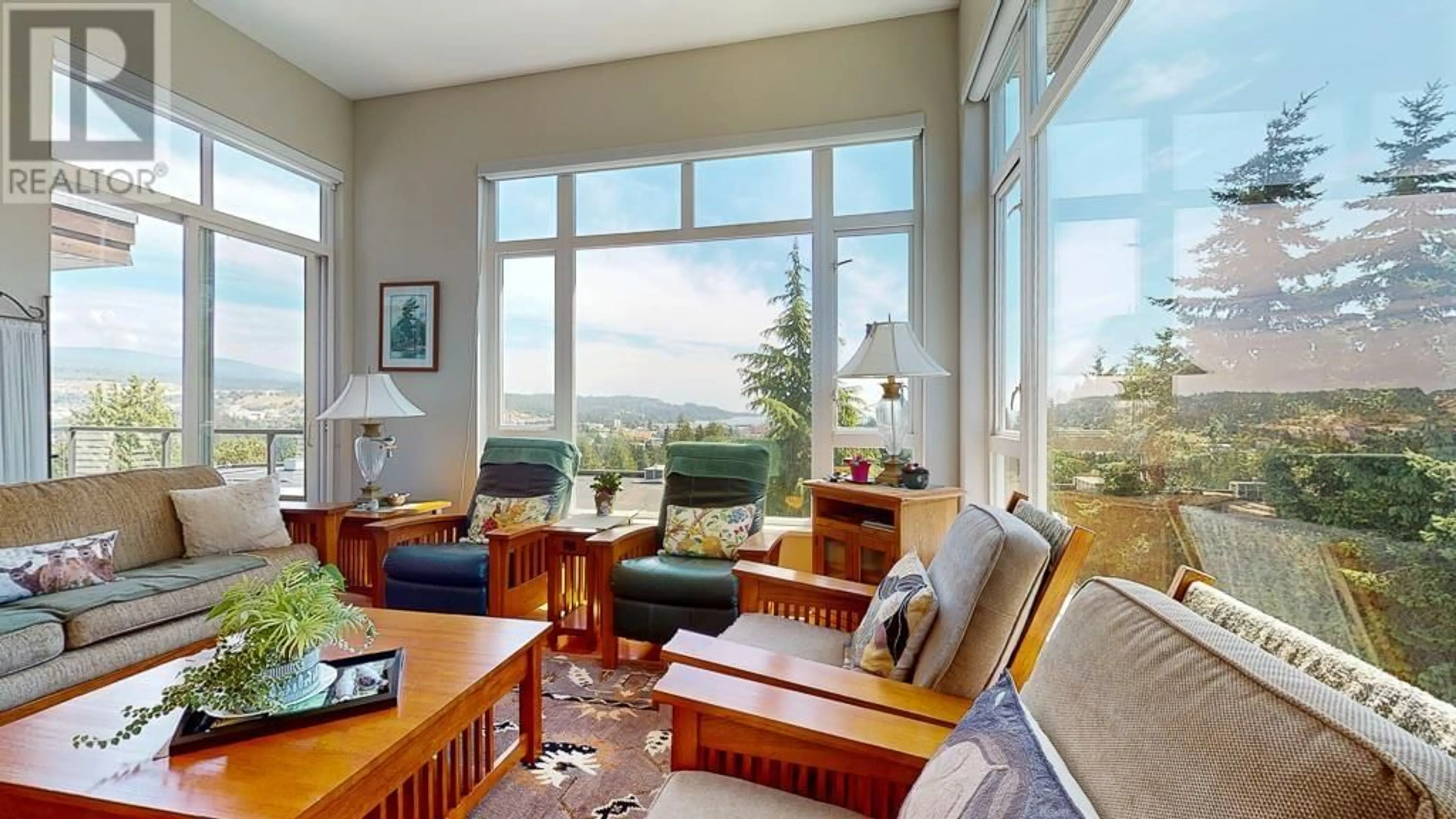 Living room with furniture, unknown for 11 - 5780 TRAIL AVENUE, Sechelt British Columbia V7Z0K5