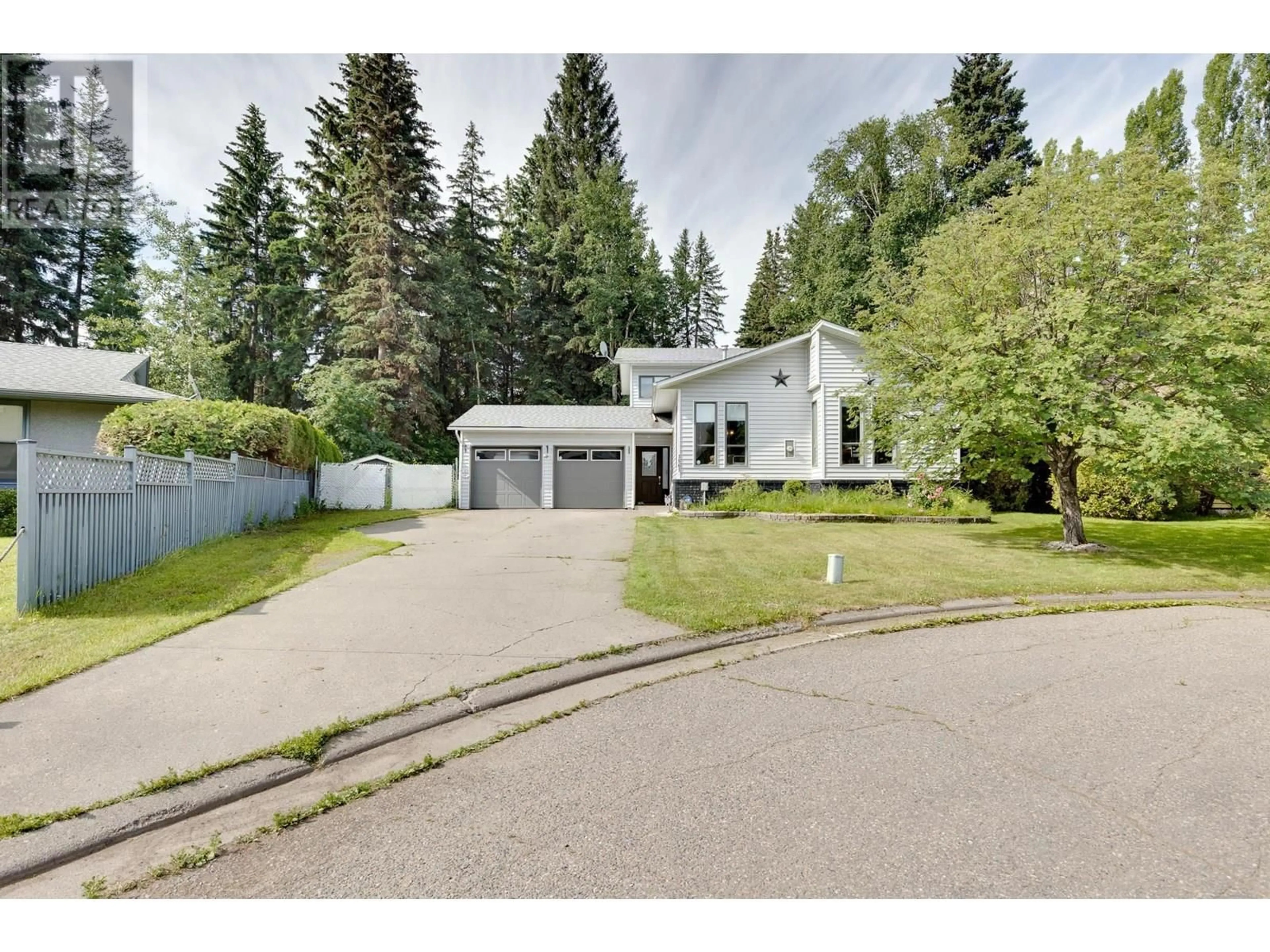 A pic from outside/outdoor area/front of a property/back of a property/a pic from drone, street for 1561 PAXTON PLACE, Prince George British Columbia V2L5K3