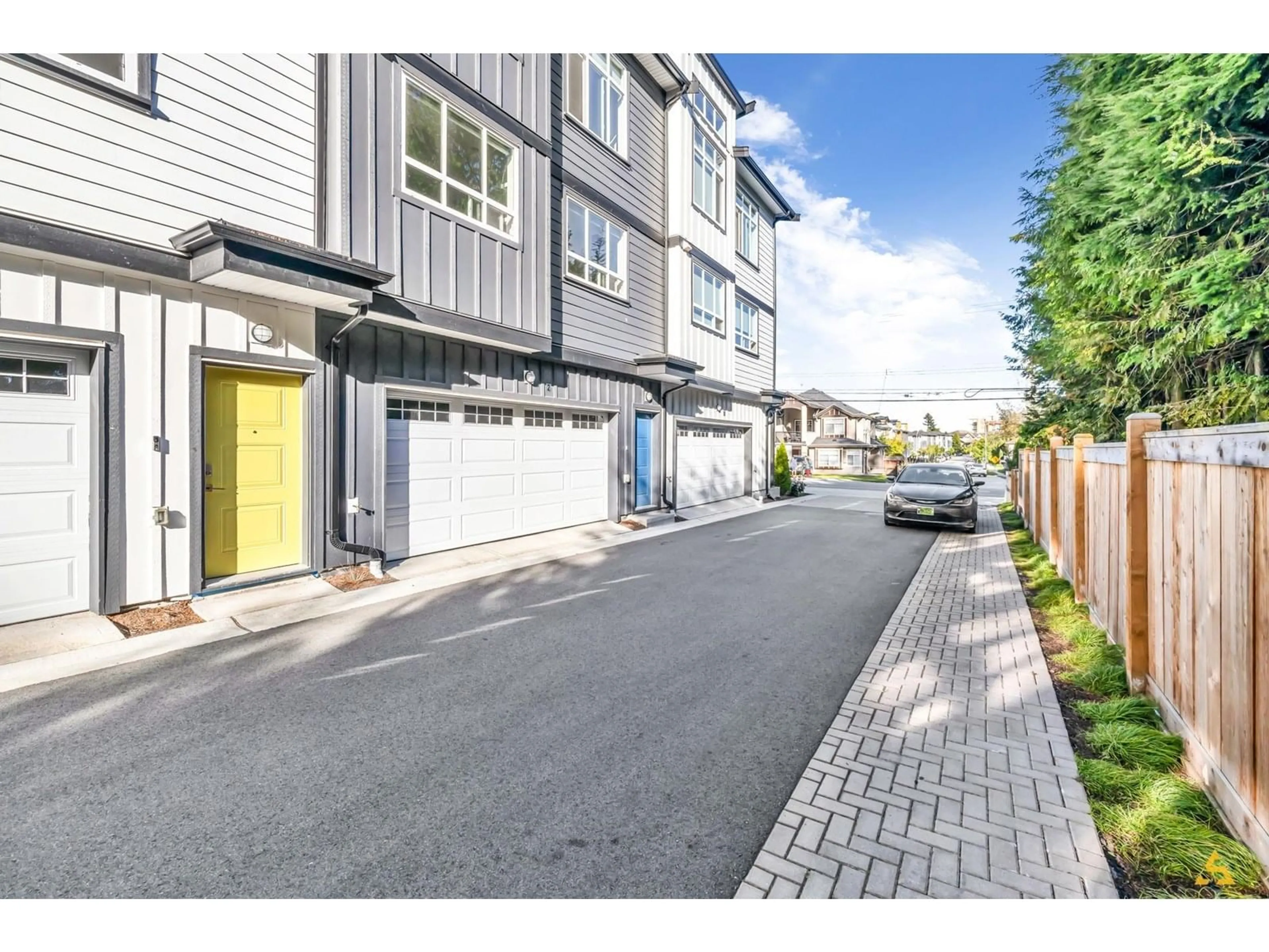 Unknown for 2 - 8137 164, Surrey British Columbia V4N0P1