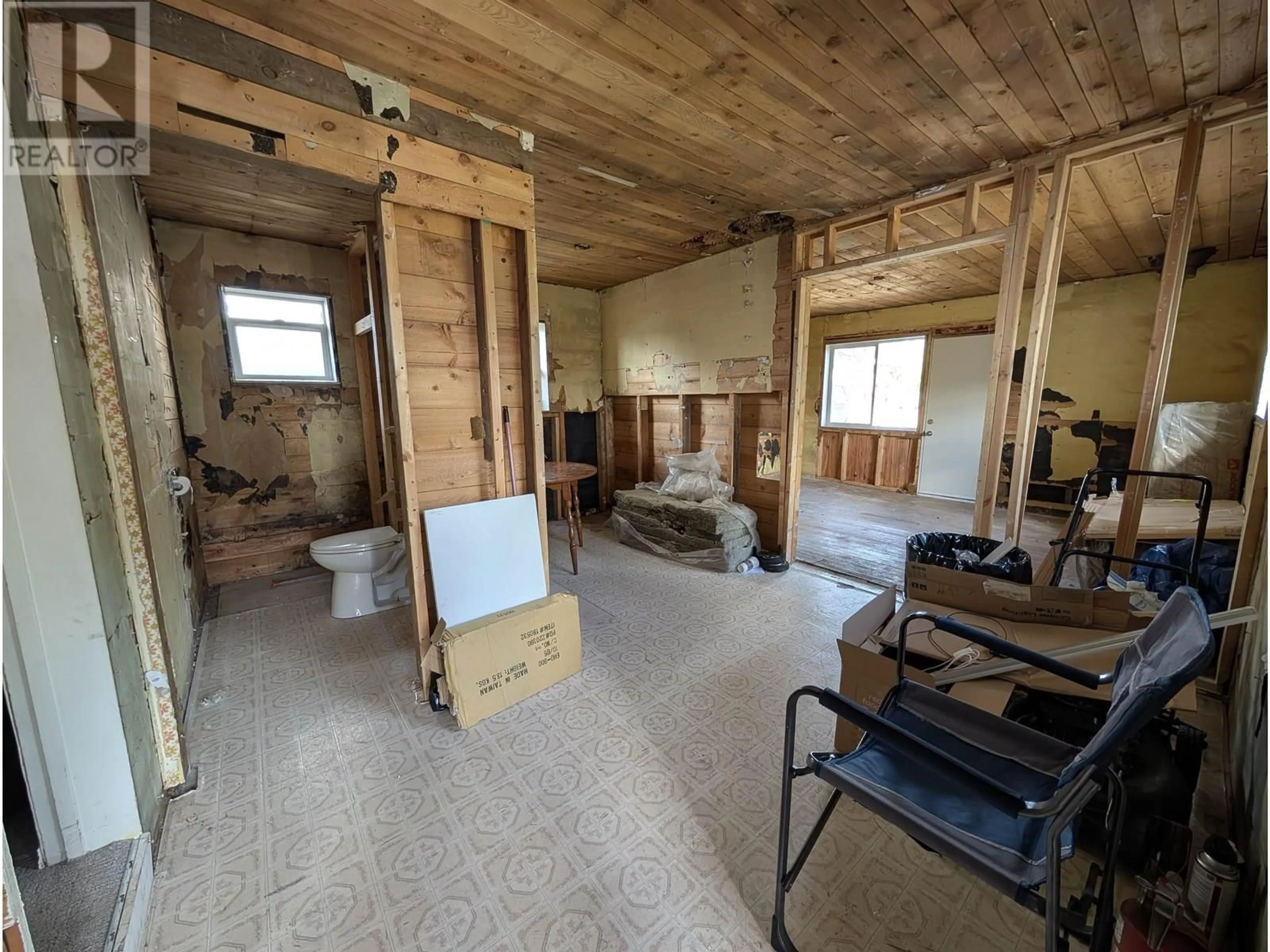A pic of a room for 405 MOFFAT STREET, Prince George British Columbia V2M3L4