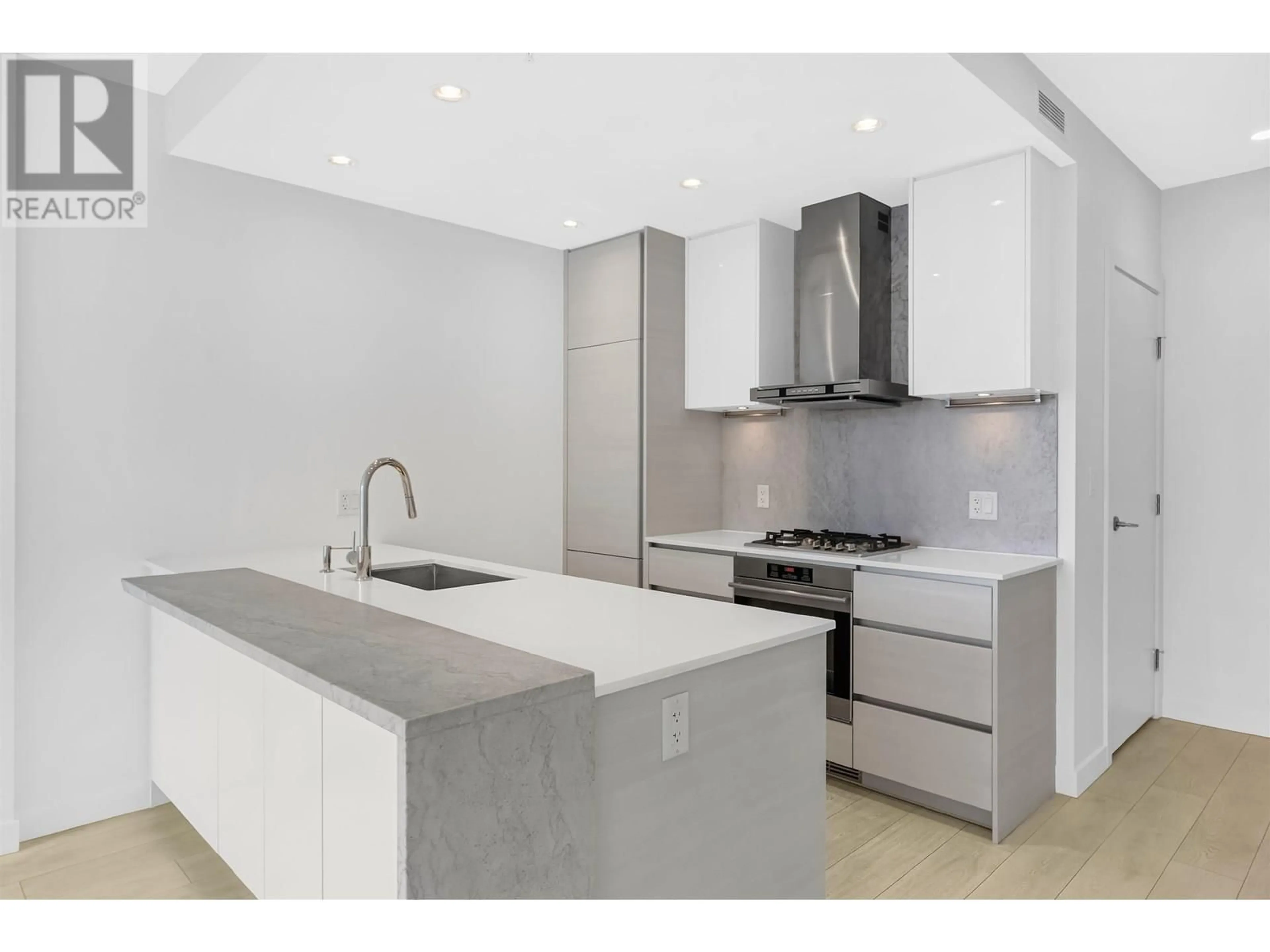 Unknown for 1007 - 4670 ASSEMBLY WAY, Burnaby British Columbia V5H0H3