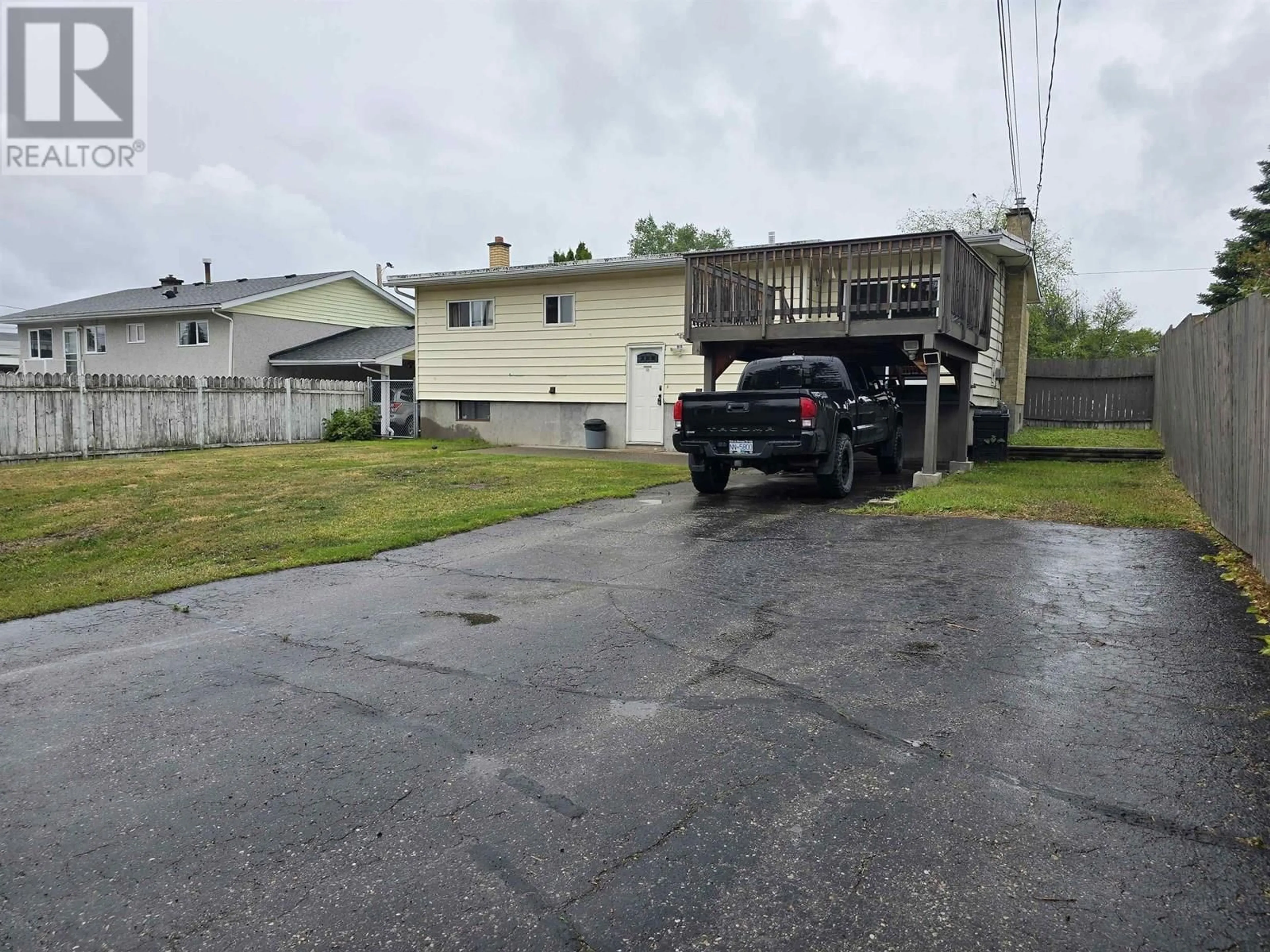 Unknown for 402 QUINN STREET, Prince George British Columbia V2M3J5