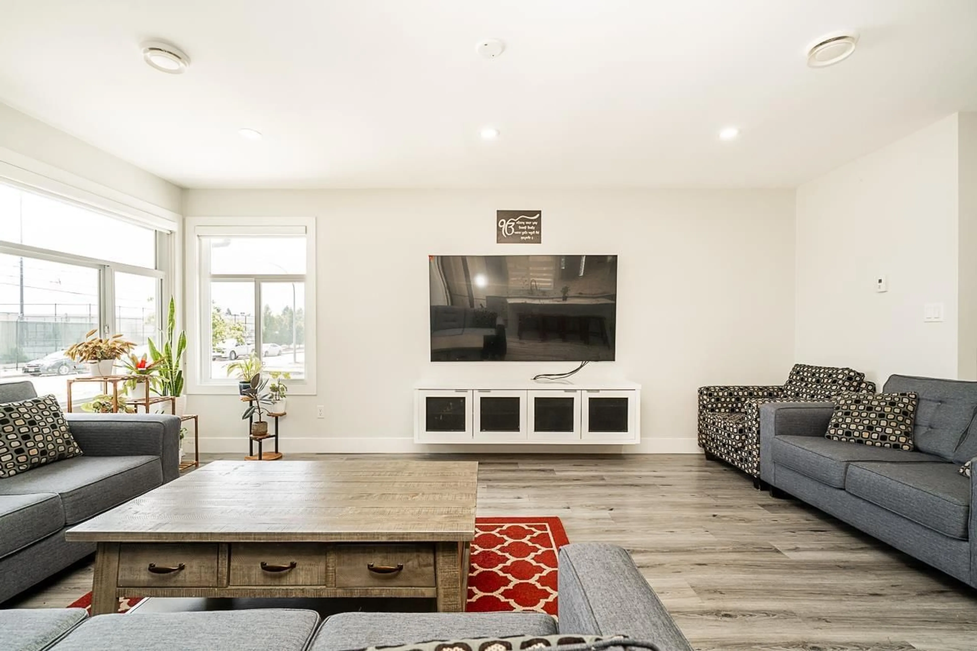 Living room with furniture, unknown for 11553 83, Delta British Columbia V4C2G9