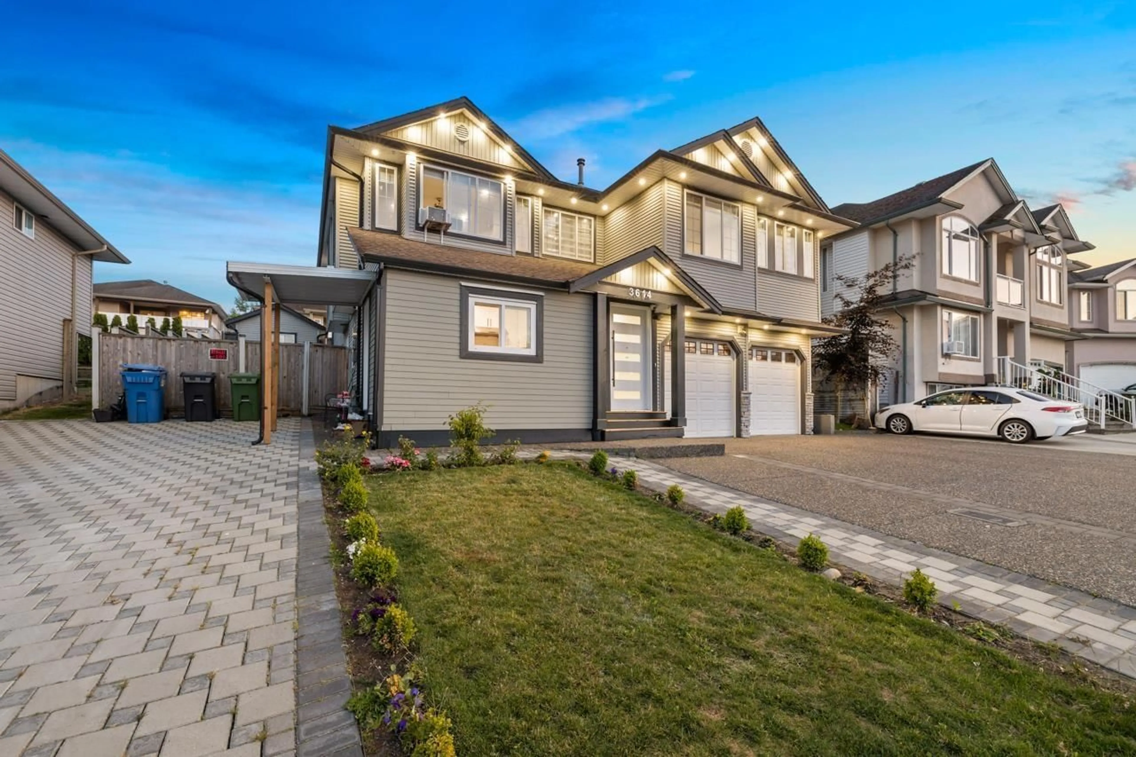 Home with vinyl exterior material, street for 3614 SYLVAN, Abbotsford British Columbia V2T6V6
