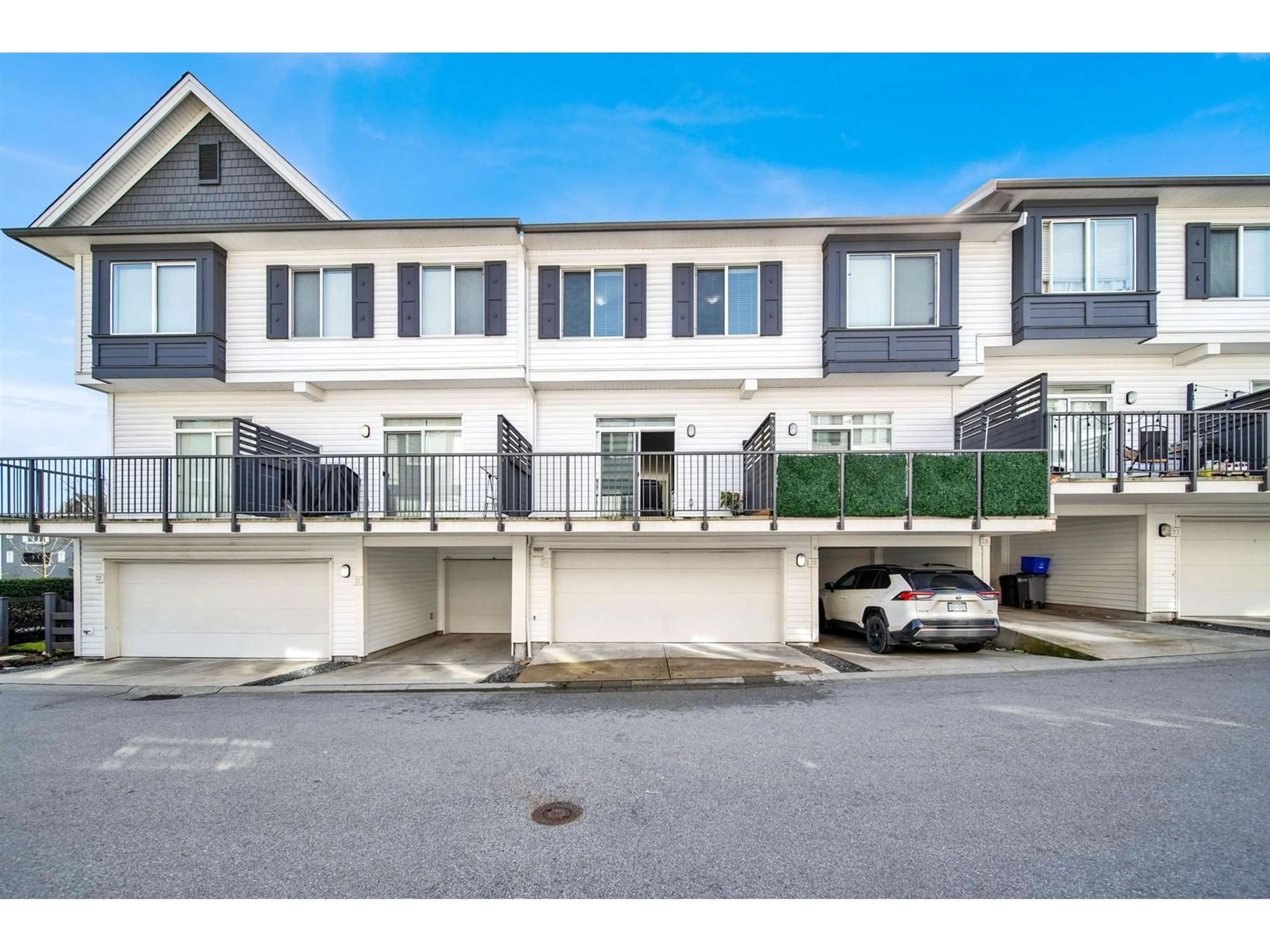 A pic from outside/outdoor area/front of a property/back of a property/a pic from drone, street for 30 - 13636 81A, Surrey British Columbia V3W1H9