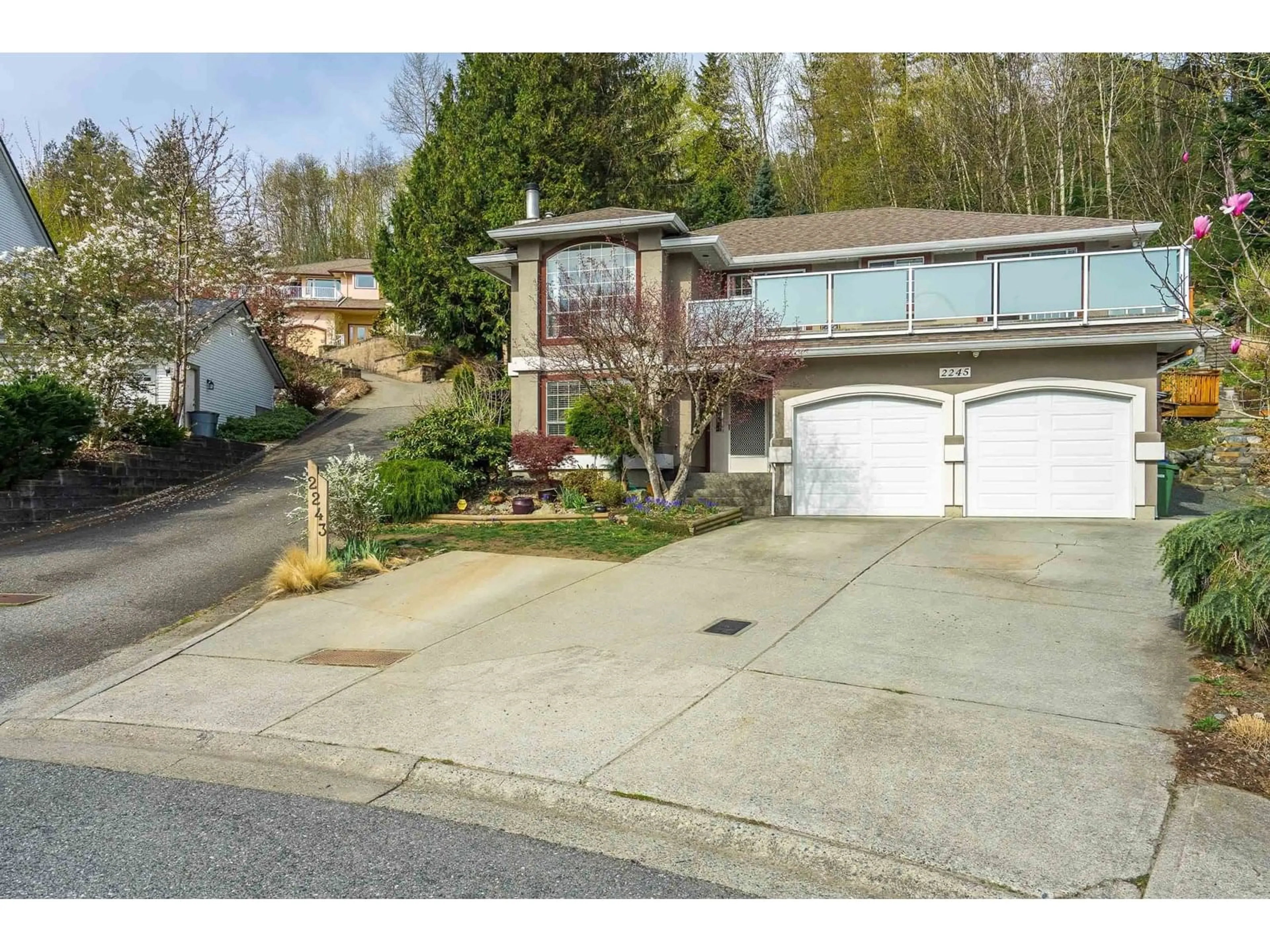 Unknown for 2245 FOOTHILLS, Abbotsford British Columbia V3G1E1