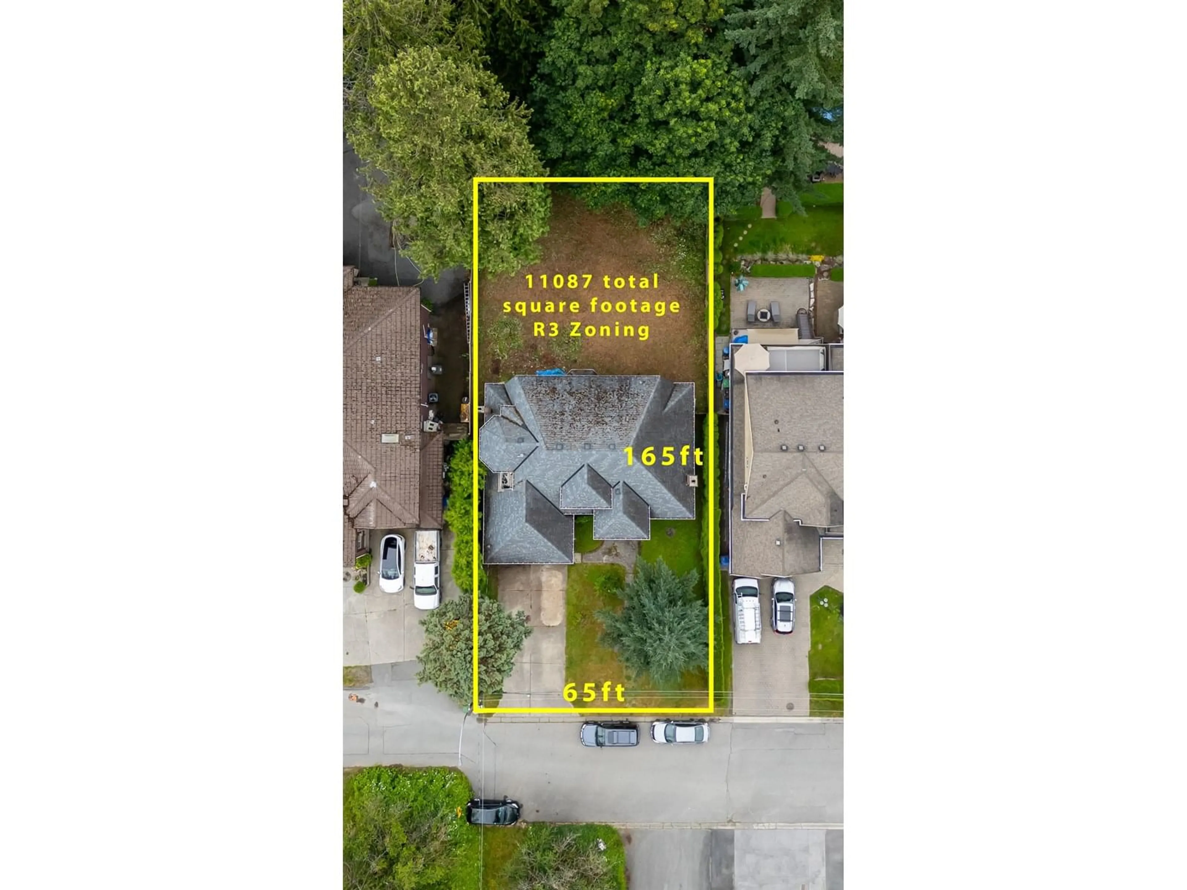 A pic from outside/outdoor area/front of a property/back of a property/a pic from drone, street for 10693 127A, Surrey British Columbia V3V5L7