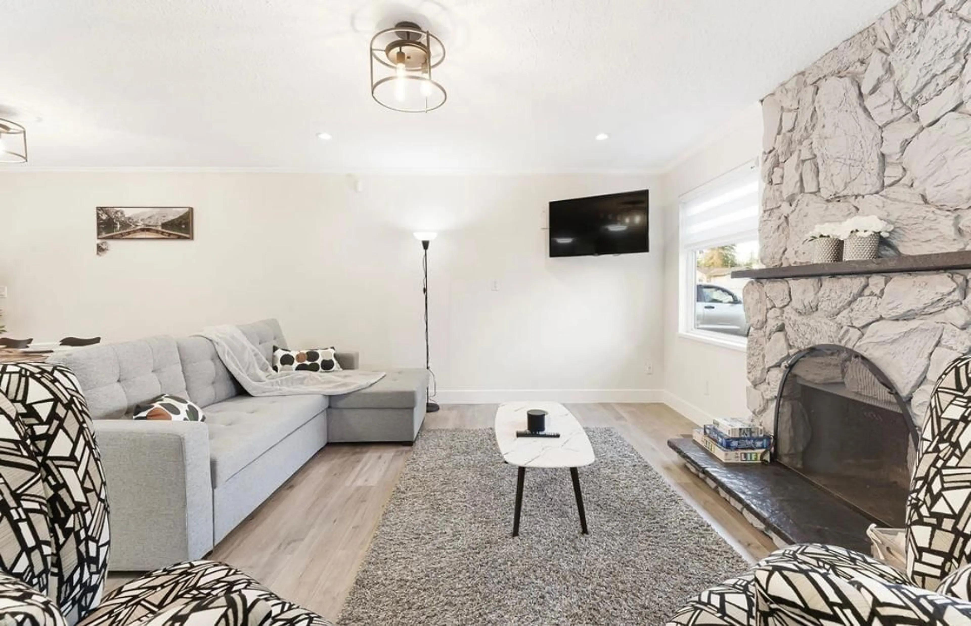 Living room with furniture, unknown for 20572 43, Langley British Columbia V3A3C2